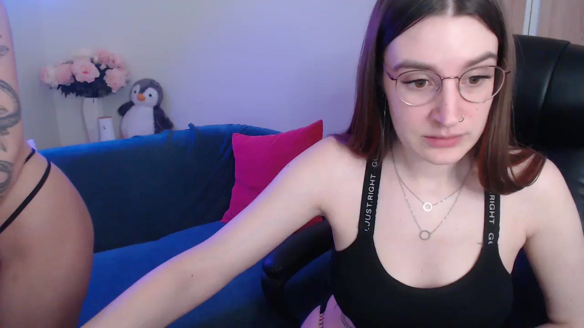 Gallery image thumbnail from Brocard's myfreecams stream on, 12/04/2023, 13:03 image 15 of 20