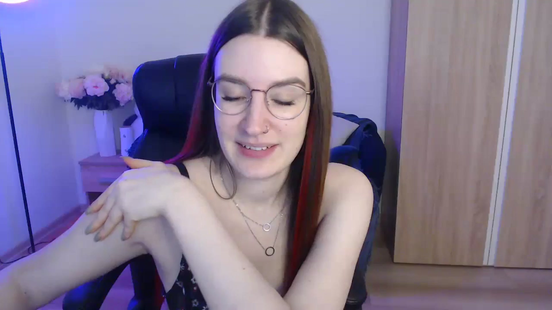Gallery image thumbnail from Brocard's myfreecams stream on, 12/11/2023, 11:44 image 5 of 20
