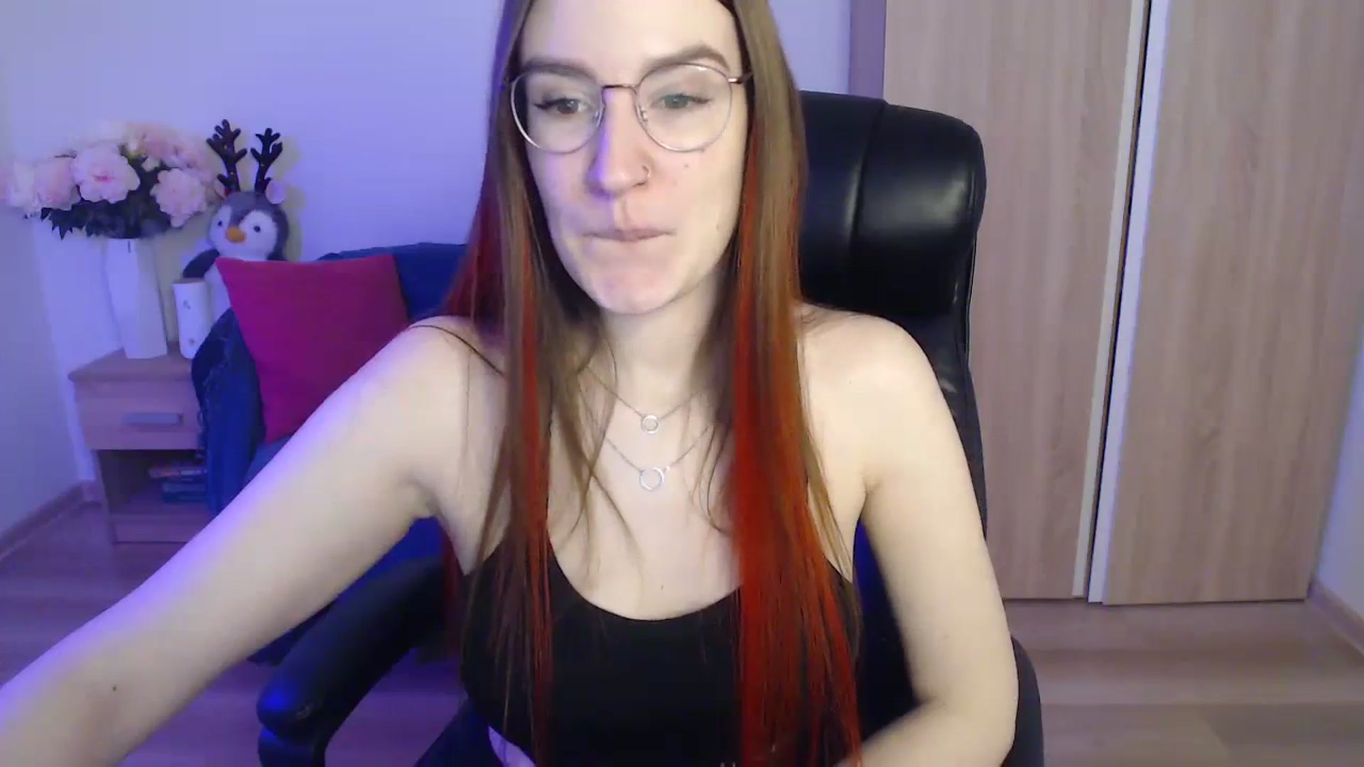 Gallery image thumbnail from Brocard's myfreecams stream on, 12/13/2023, 10:50 image 4 of 20