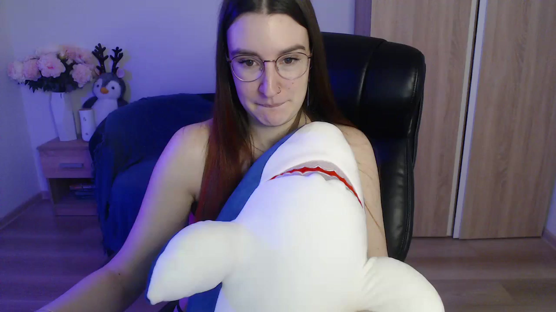 Gallery image thumbnail from Brocard's myfreecams stream on, 12/13/2023, 12:13 image 8 of 20