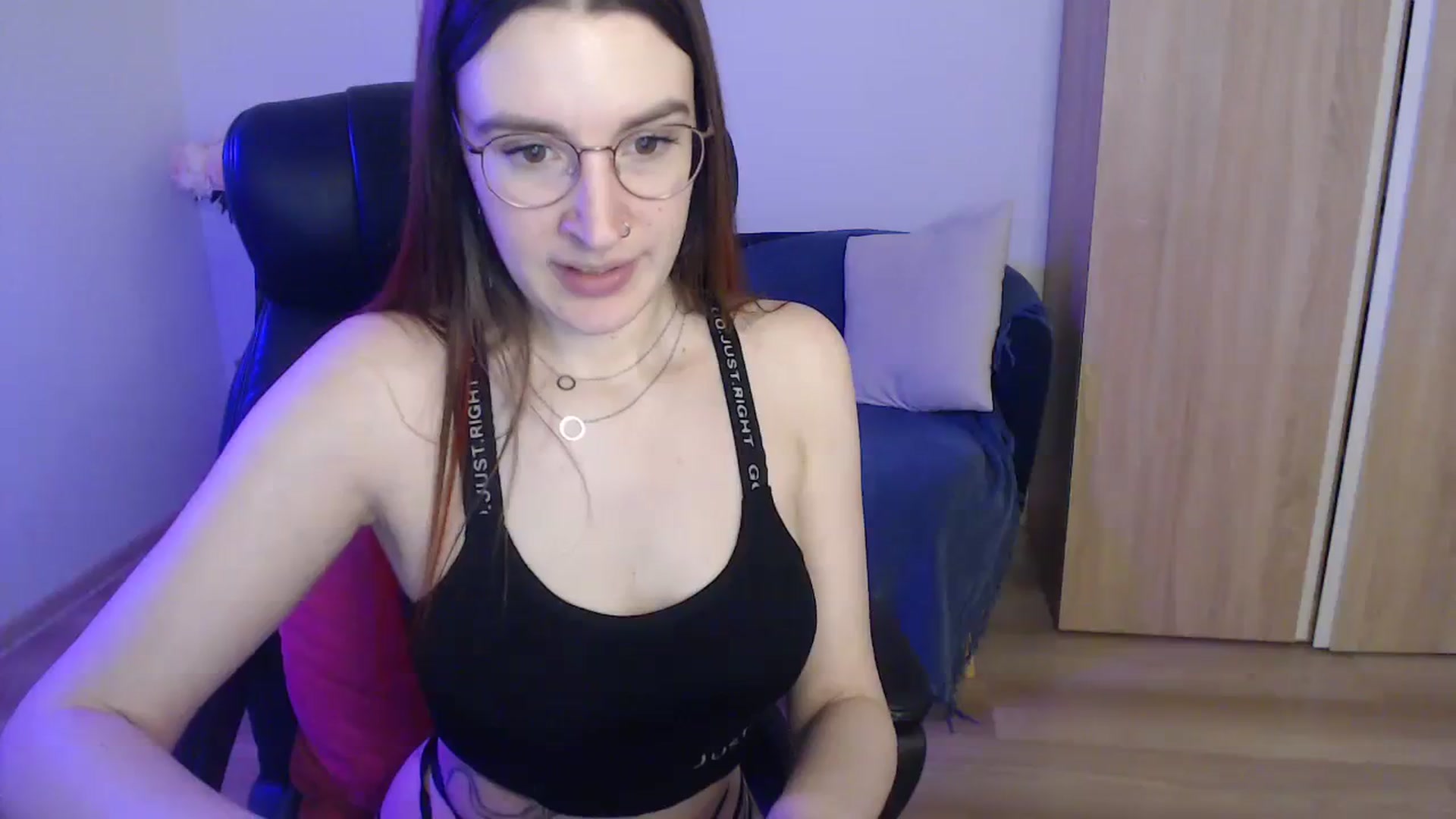 Gallery image thumbnail from Brocard's myfreecams stream on, 12/13/2023, 12:52 image 14 of 20