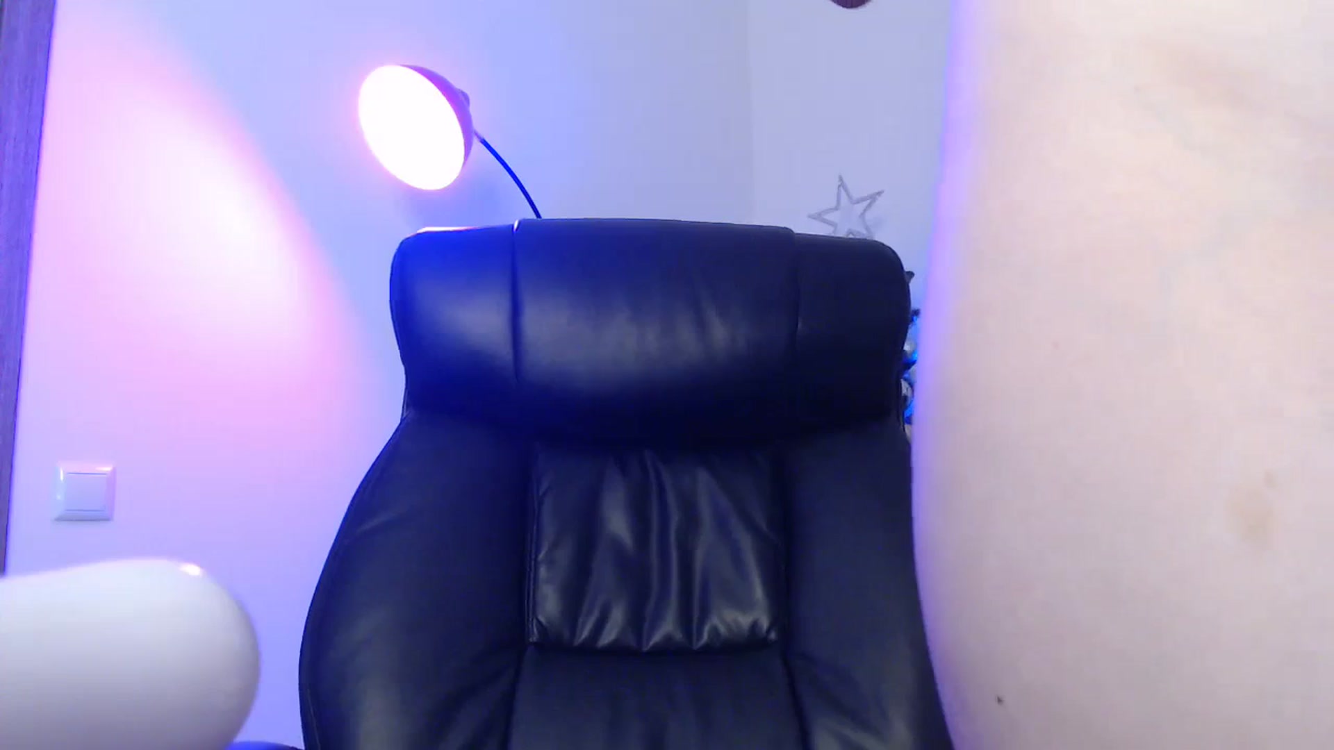 Gallery image thumbnail from Brocard's myfreecams stream on, 12/16/2023, 12:10 image 2 of 20