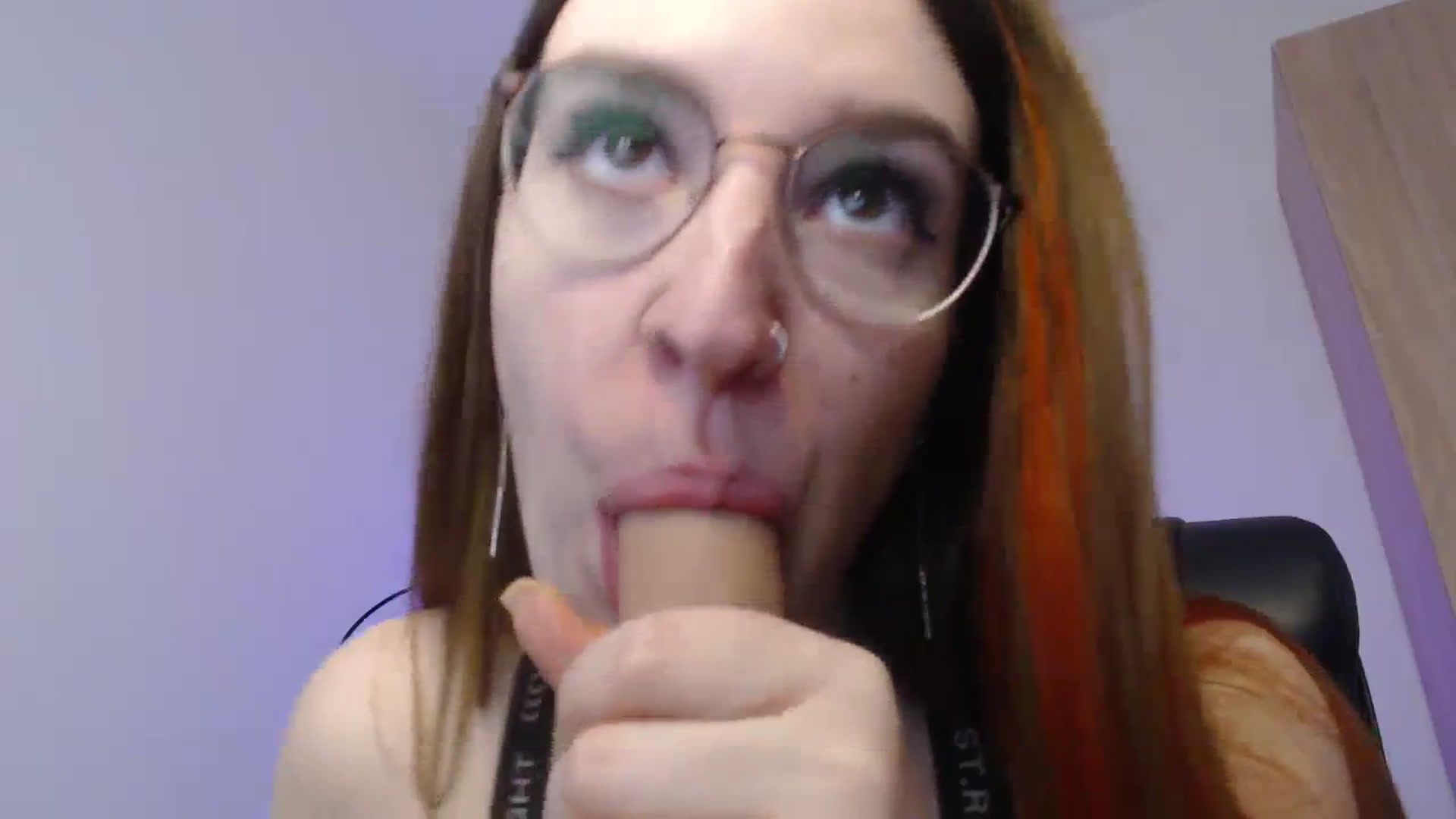 Gallery image thumbnail from Brocard's myfreecams stream on, 12/18/2023, 09:58 image 2 of 20