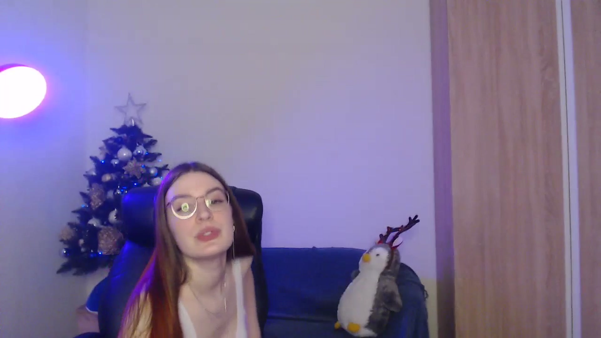 Gallery image thumbnail from Brocard's myfreecams stream on, 12/25/2023, 13:25 image 13 of 20
