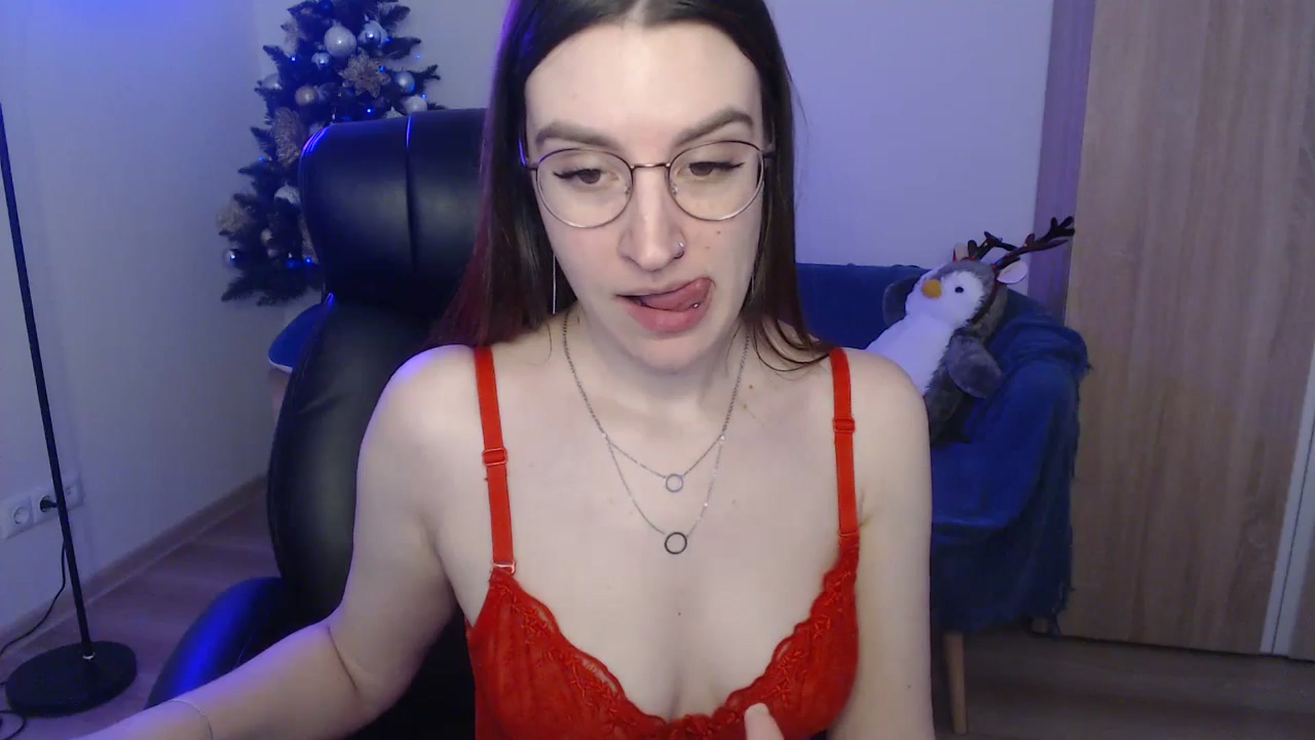Gallery image thumbnail from Brocard's myfreecams stream on, 12/26/2023, 11:29 image 2 of 20