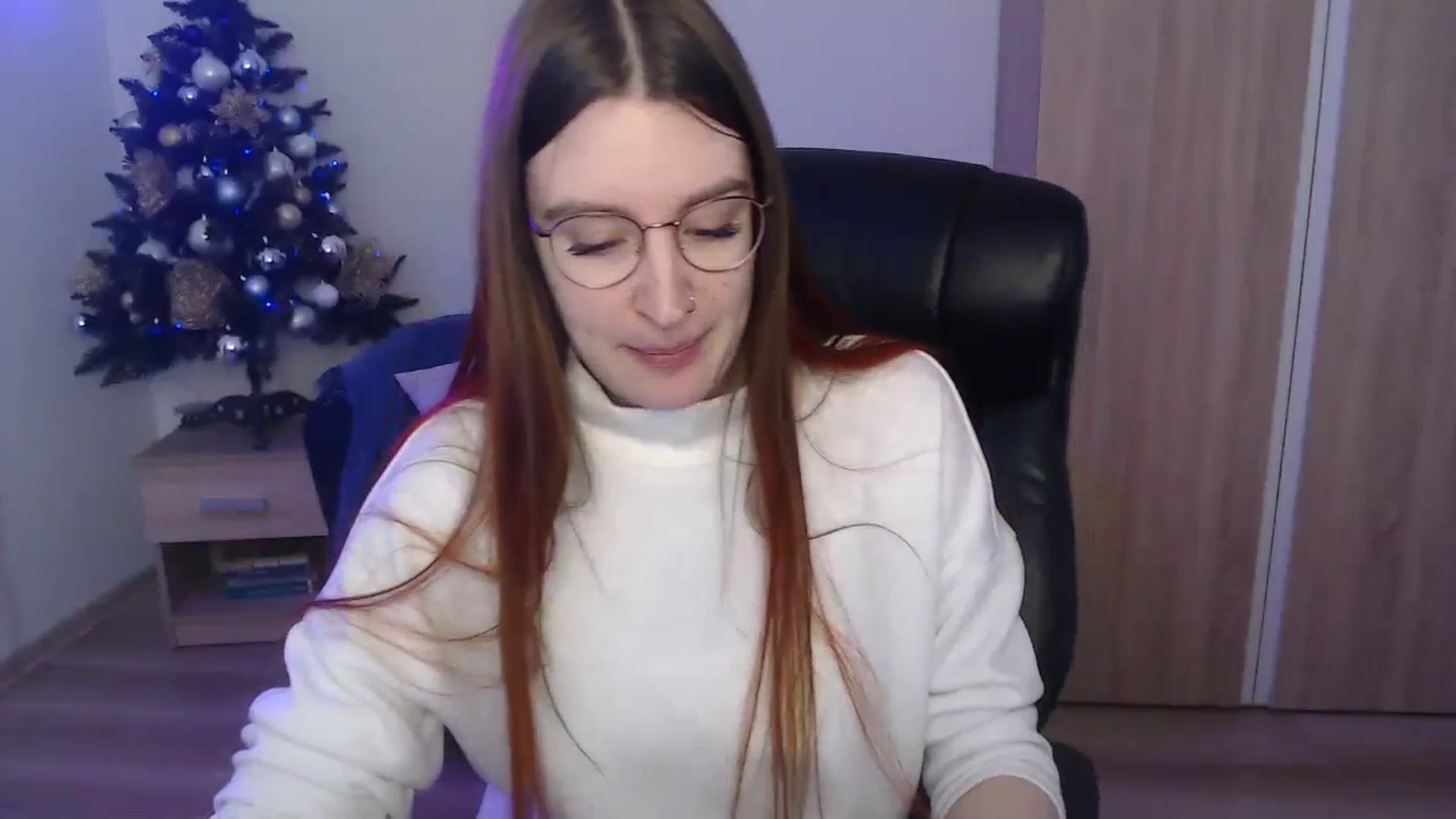 Gallery image thumbnail from Brocard's myfreecams stream on, 01/04/2024, 10:24 image 15 of 20