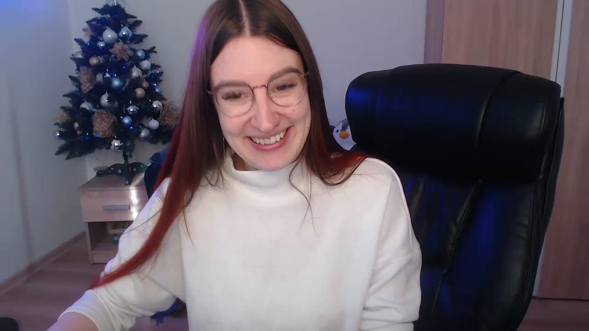 Gallery image thumbnail from Brocard's myfreecams stream on, 01/04/2024, 10:24 image 2 of 20