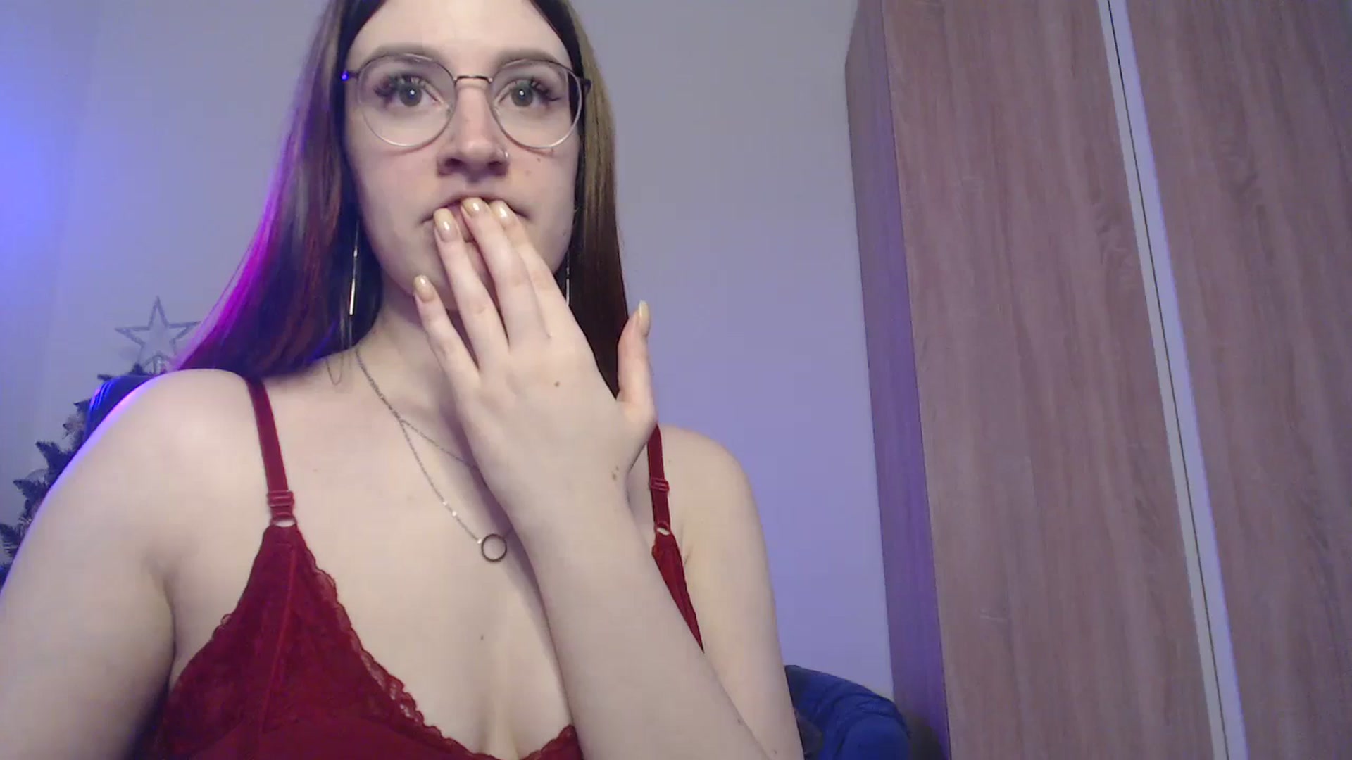 Gallery image thumbnail from Brocard's myfreecams stream on, 01/04/2024, 14:33 image 11 of 20