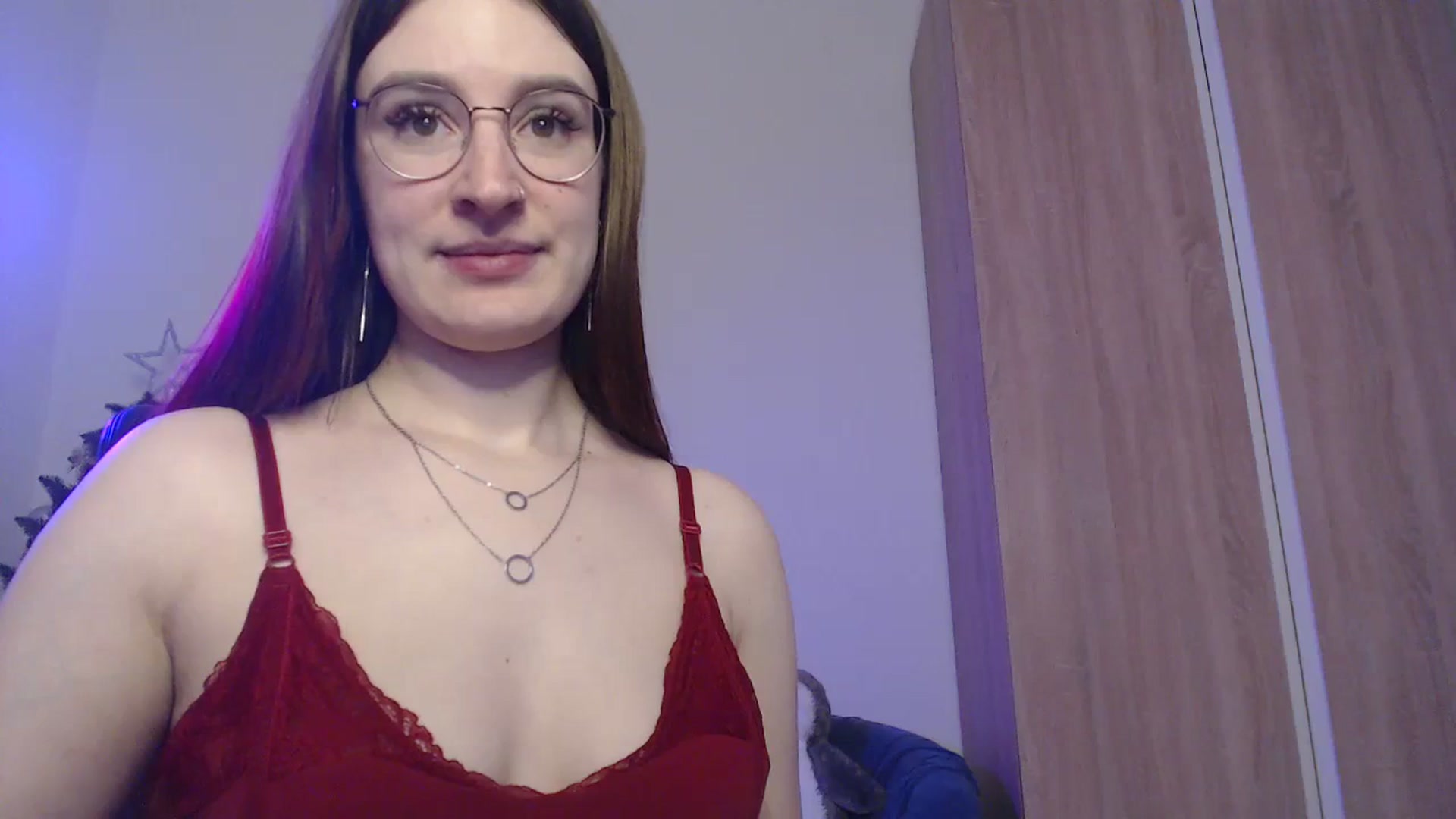 Gallery image thumbnail from Brocard's myfreecams stream on, 01/04/2024, 14:33 image 12 of 20