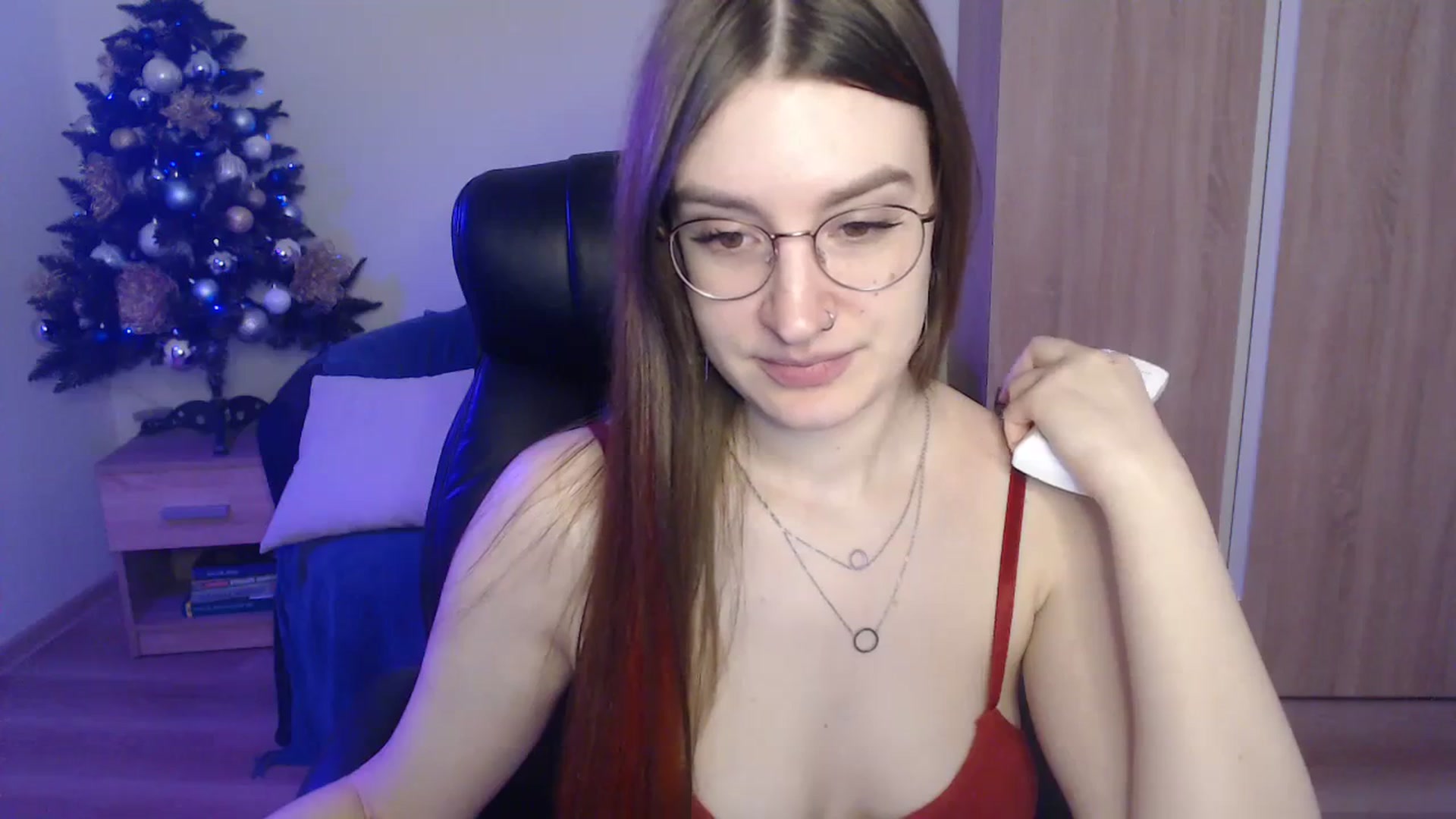 Gallery image thumbnail from Brocard's myfreecams stream on, 01/08/2024, 09:52 image 5 of 20