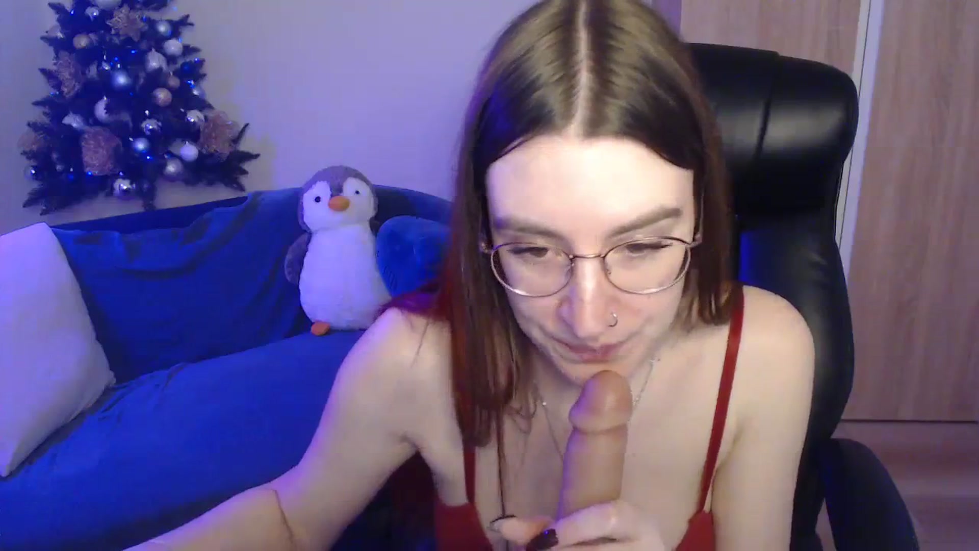 Gallery image thumbnail from Brocard's myfreecams stream on, 01/08/2024, 11:54 image 13 of 20