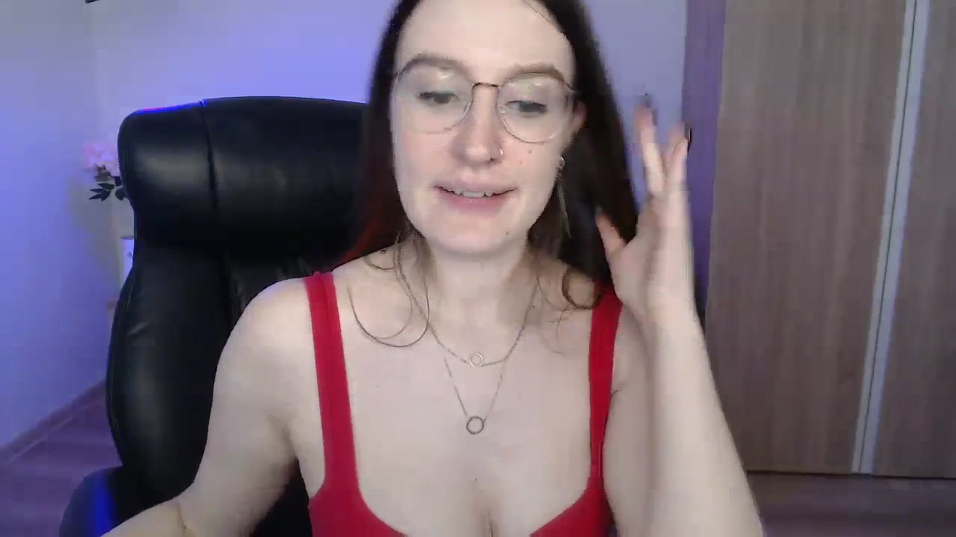 Gallery image thumbnail from Brocard's myfreecams stream on, 03/26/2024, 11:12 image 5 of 20