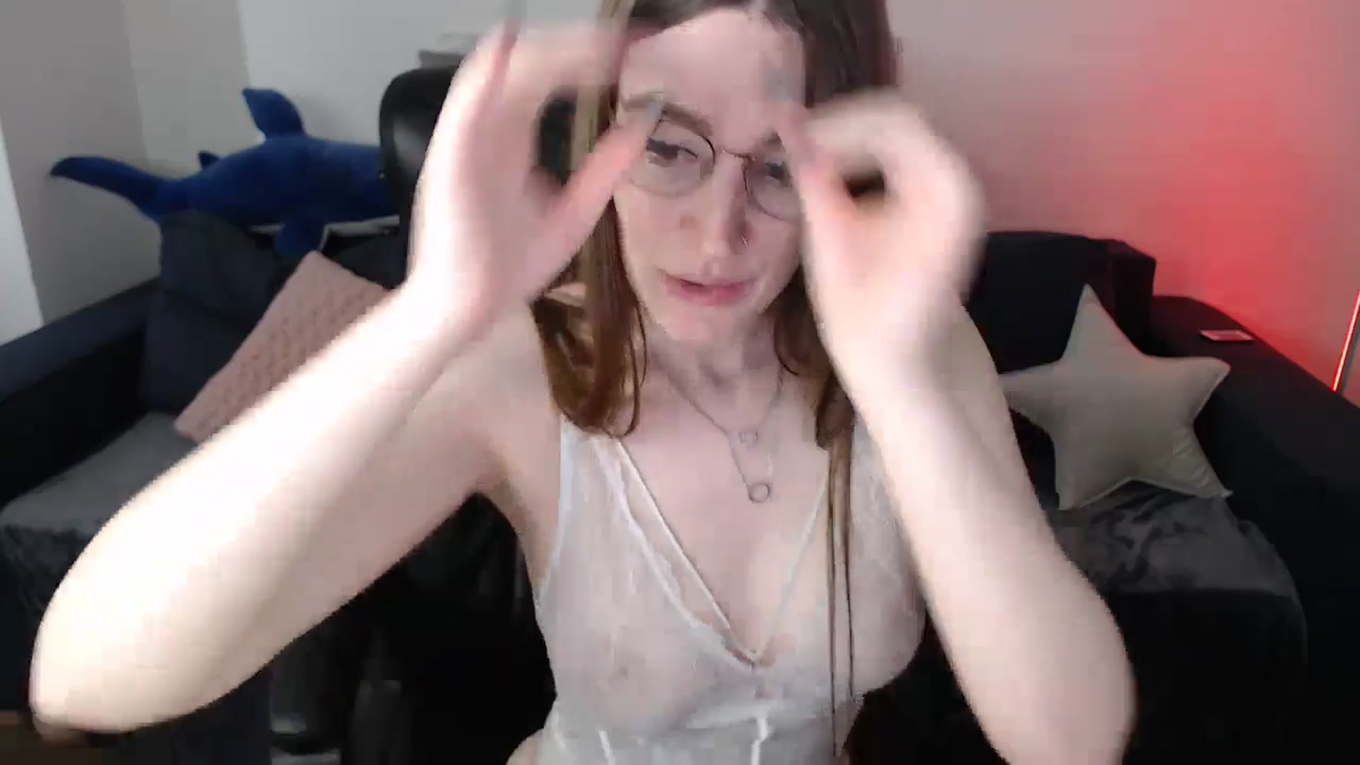 Gallery image thumbnail from Brocard's myfreecams stream on, 04/28/2024, 09:35 image 4 of 20