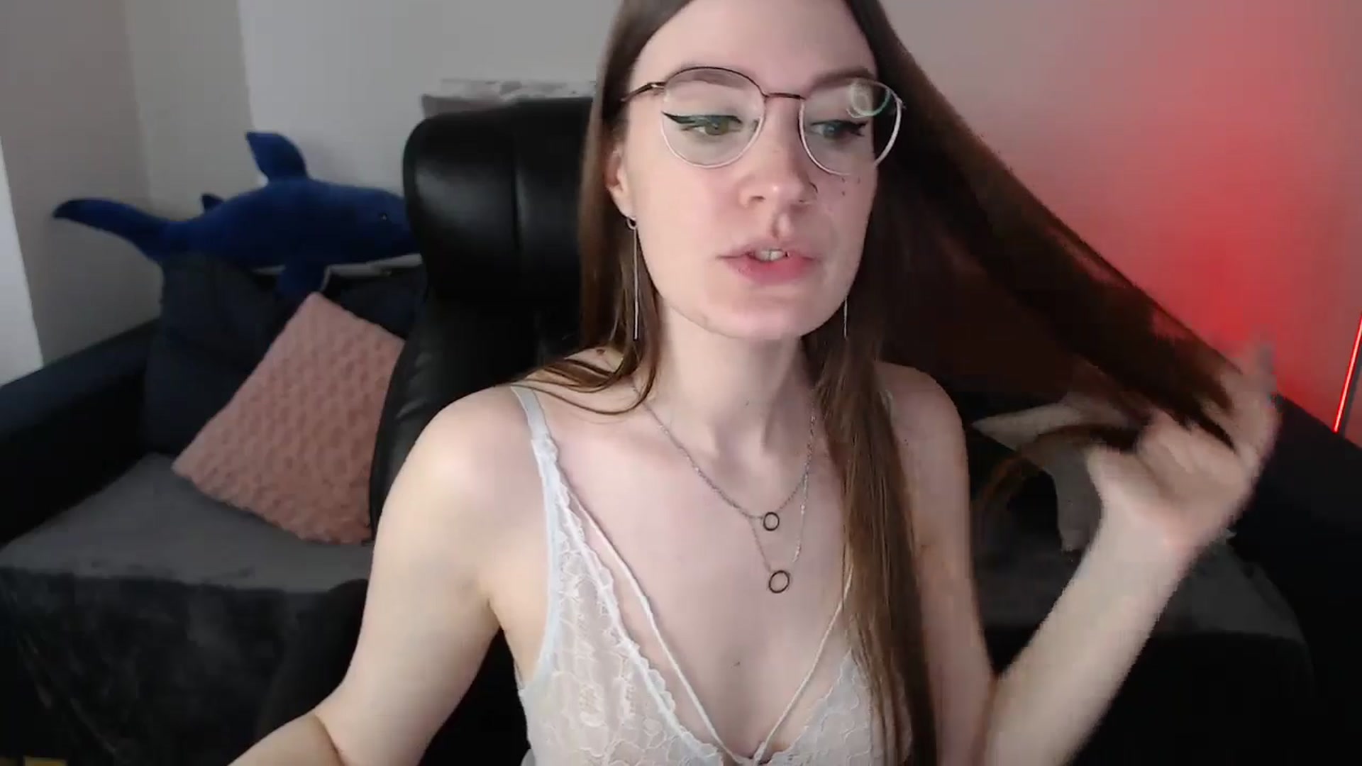Gallery image thumbnail from Brocard's myfreecams stream on, 04/28/2024, 09:35 image 8 of 20