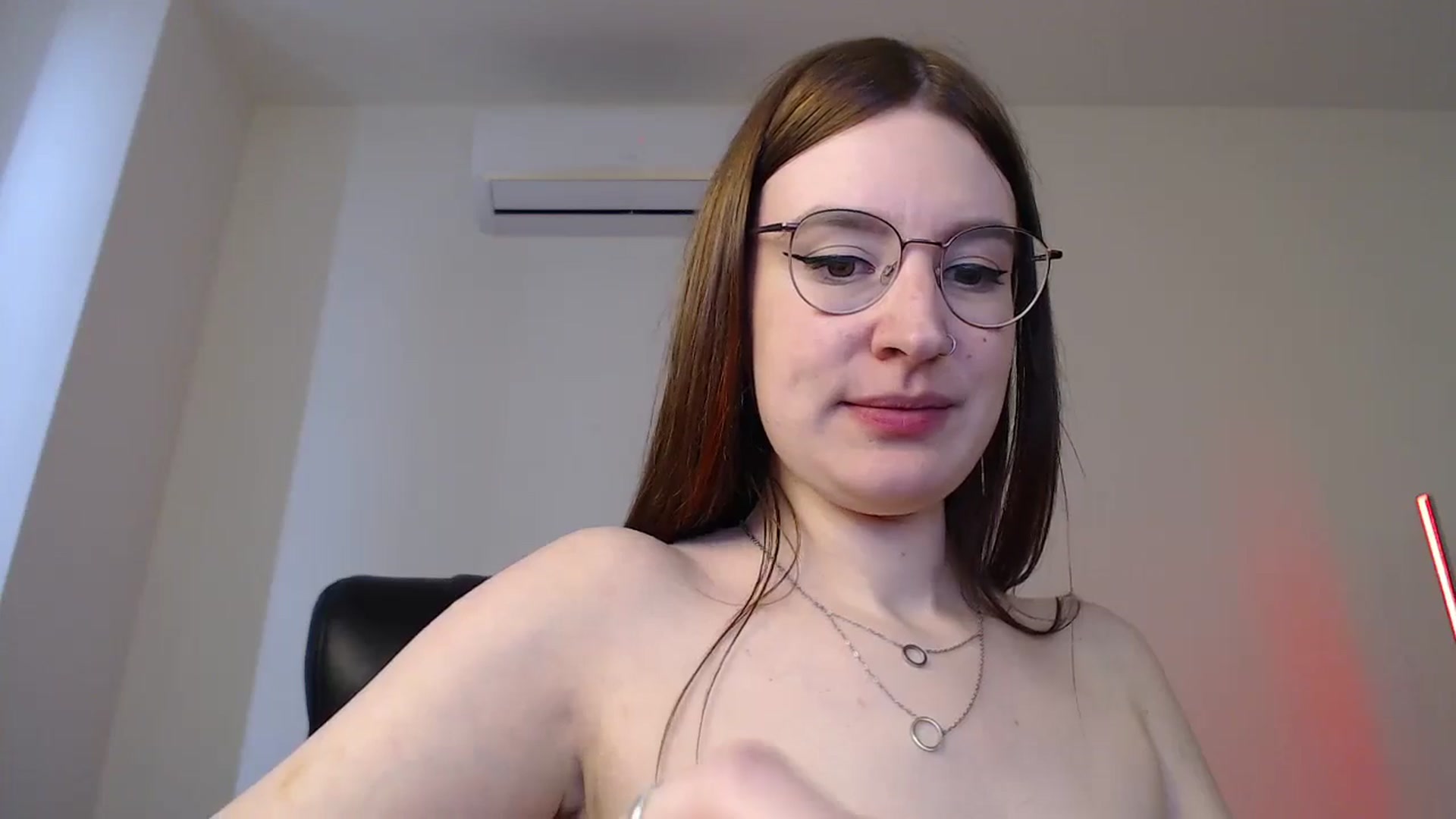 Gallery image thumbnail from Brocard's myfreecams stream on, 05/26/2024, 11:38 image 7 of 20