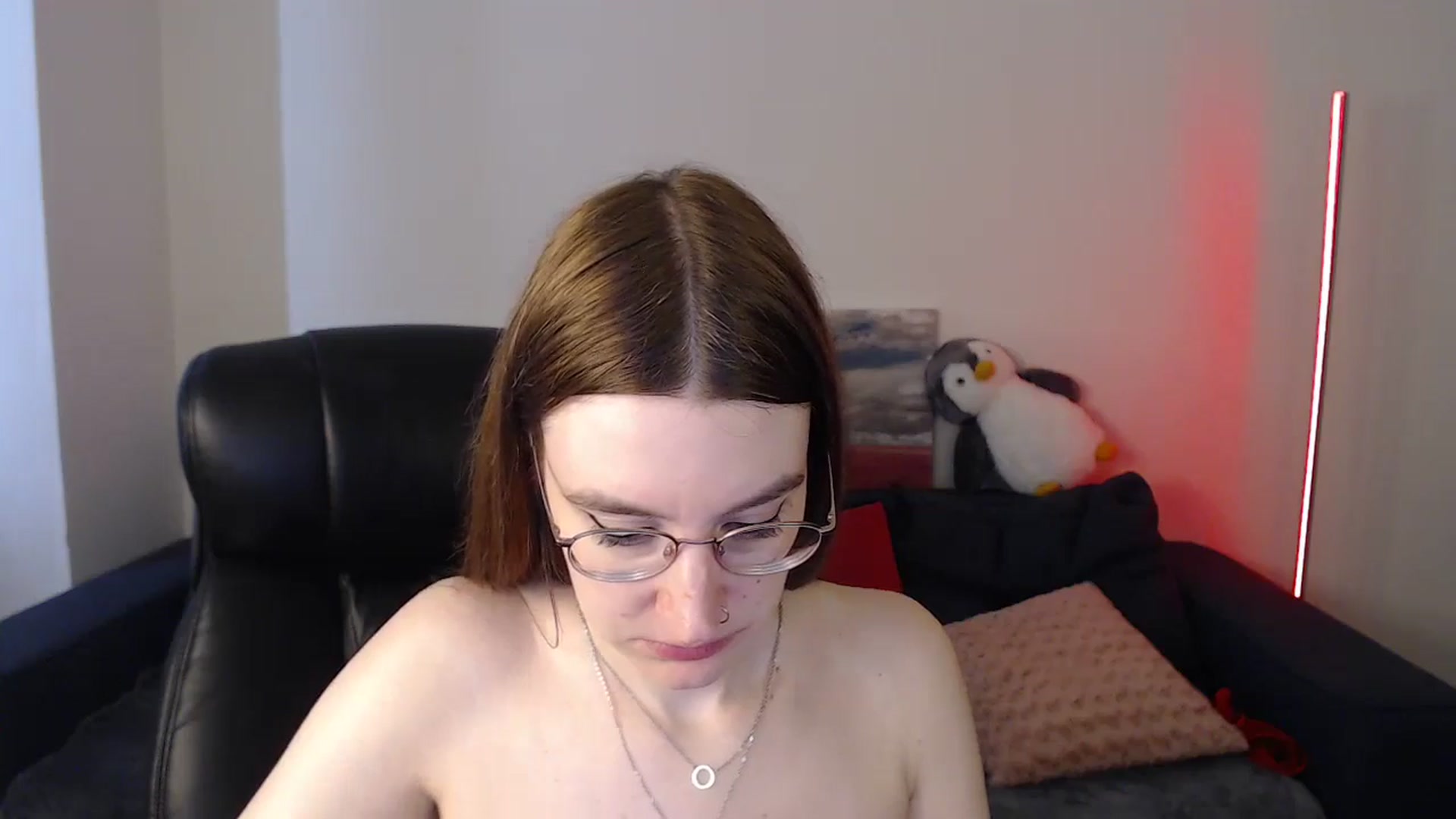 Gallery image thumbnail from Brocard's myfreecams stream on, 06/10/2024, 13:53 image 18 of 20