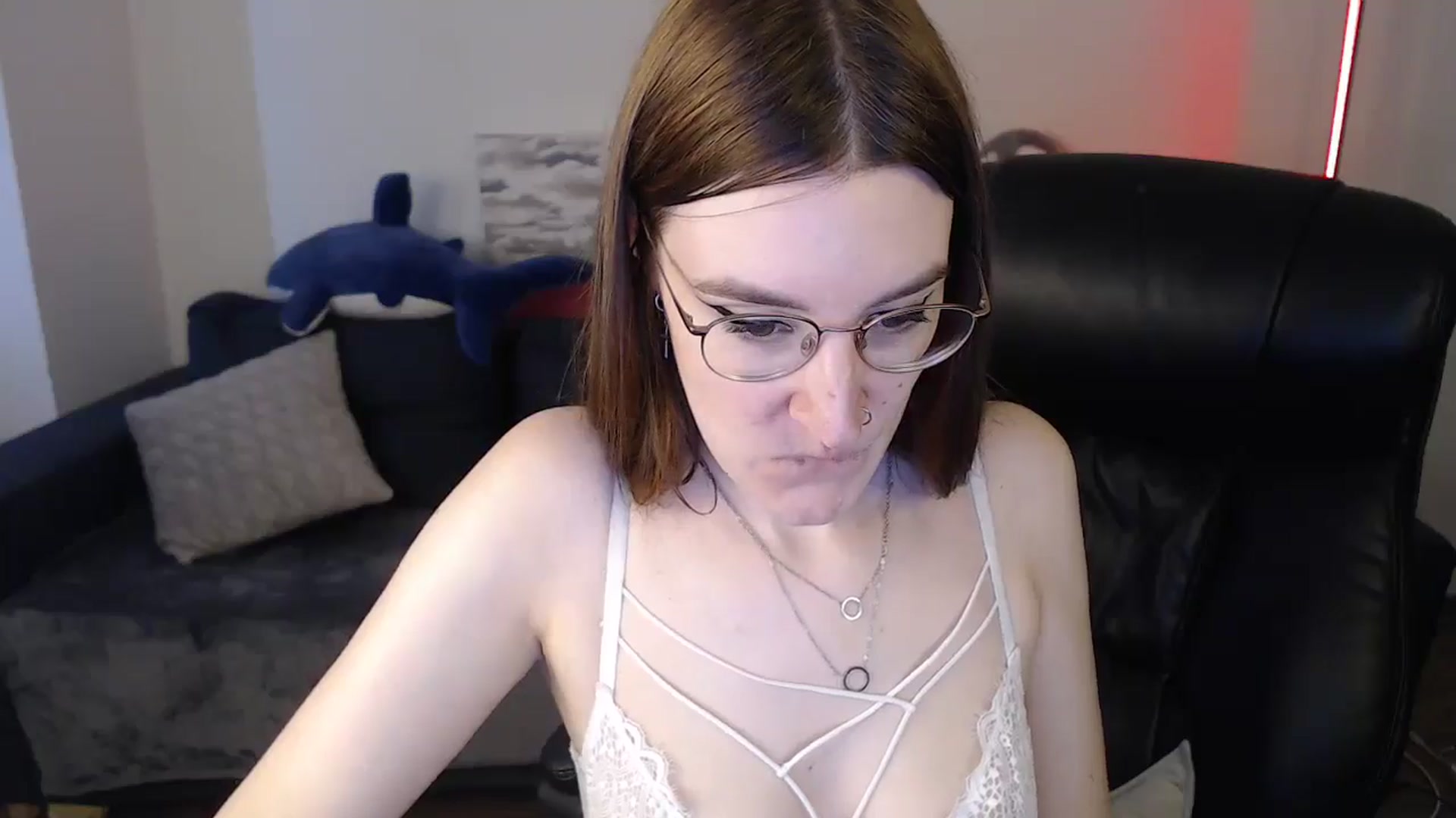 Gallery image thumbnail from Brocard's myfreecams stream on, 06/24/2024, 10:03 image 8 of 20