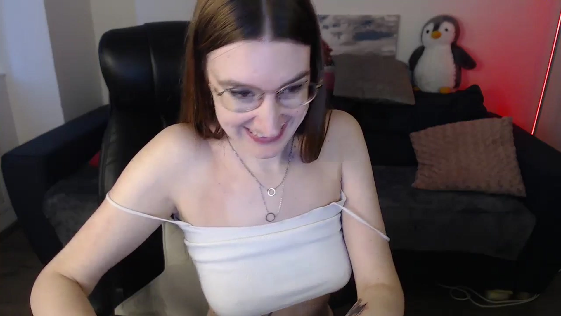 Gallery image thumbnail from Brocard's myfreecams stream on, 07/06/2024, 10:58 image 13 of 20