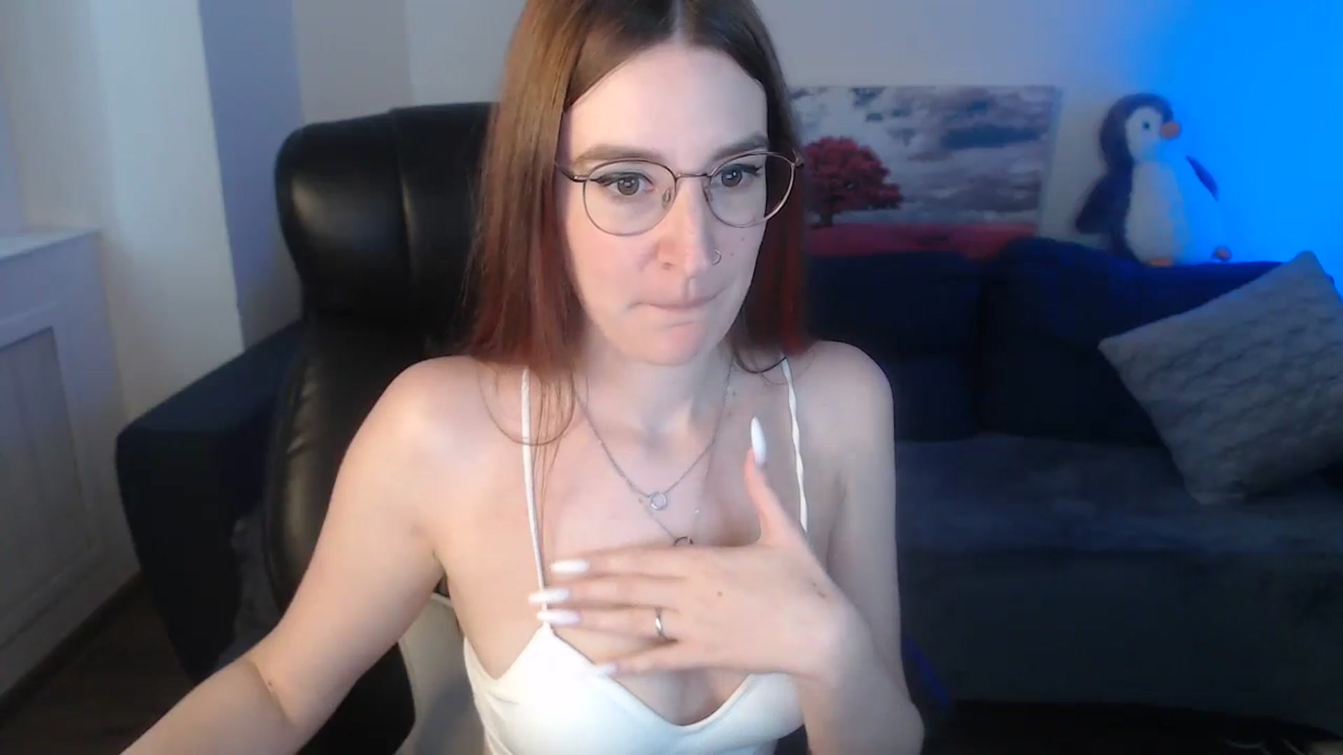 Gallery image thumbnail from Brocard's myfreecams stream on, 07/21/2024, 13:22 image 4 of 20