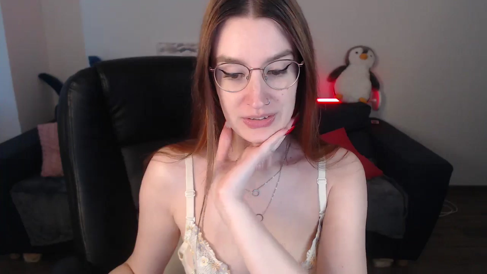 Gallery image thumbnail from Brocard's myfreecams stream on, 08/20/2024, 11:18 image 7 of 20