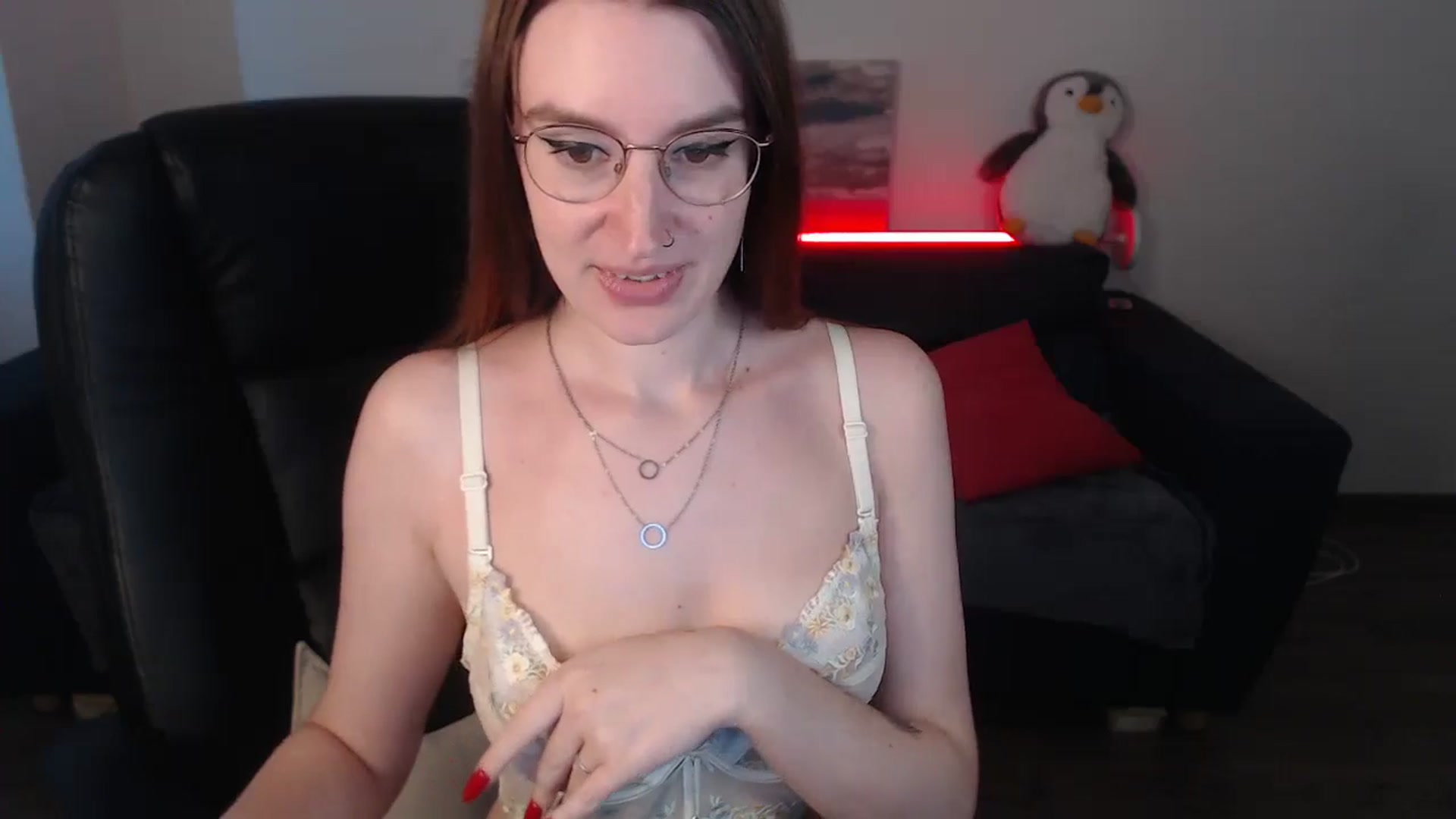 Gallery image thumbnail from Brocard's myfreecams stream on, 08/20/2024, 12:51 image 19 of 20