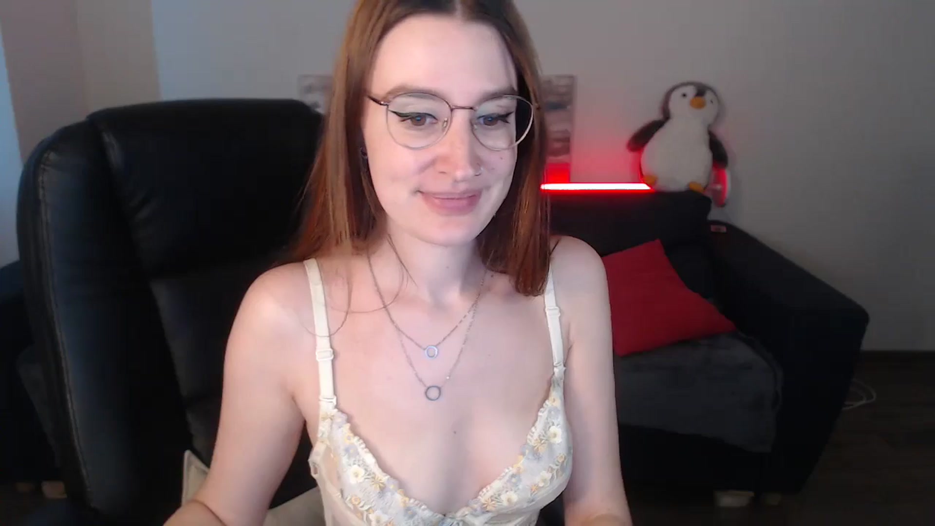 Gallery image thumbnail from Brocard's myfreecams stream on, 08/20/2024, 12:51 image 11 of 20