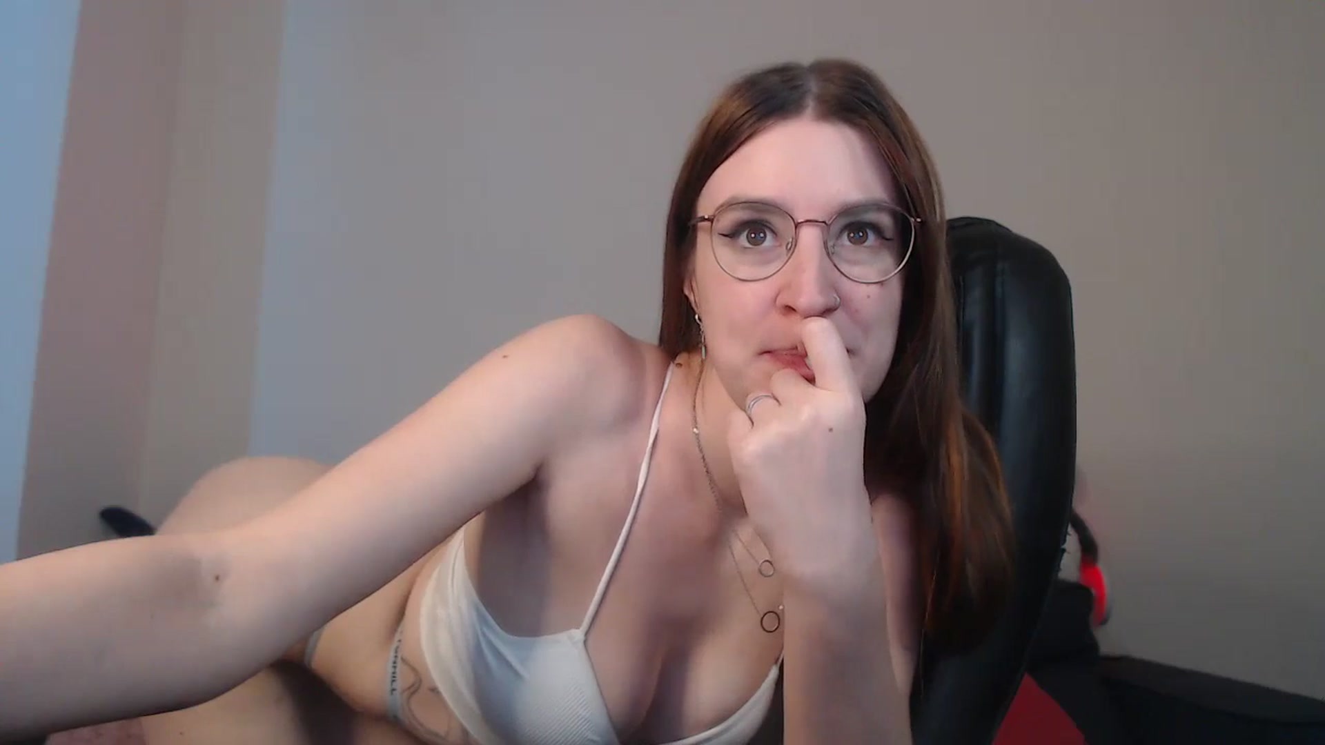 Gallery image thumbnail from Brocard's myfreecams stream on, 08/24/2024, 11:11 image 8 of 20