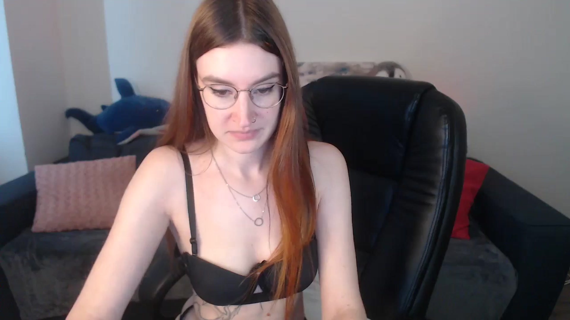 Gallery image thumbnail from Brocard's myfreecams stream on, 08/27/2024, 11:05 image 3 of 20