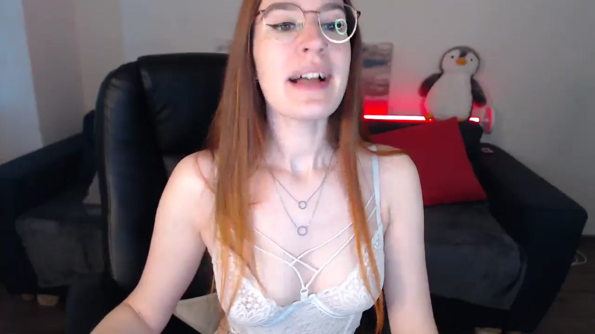 Gallery image thumbnail from Brocard's myfreecams stream on, 09/02/2024, 08:28 image 7 of 20