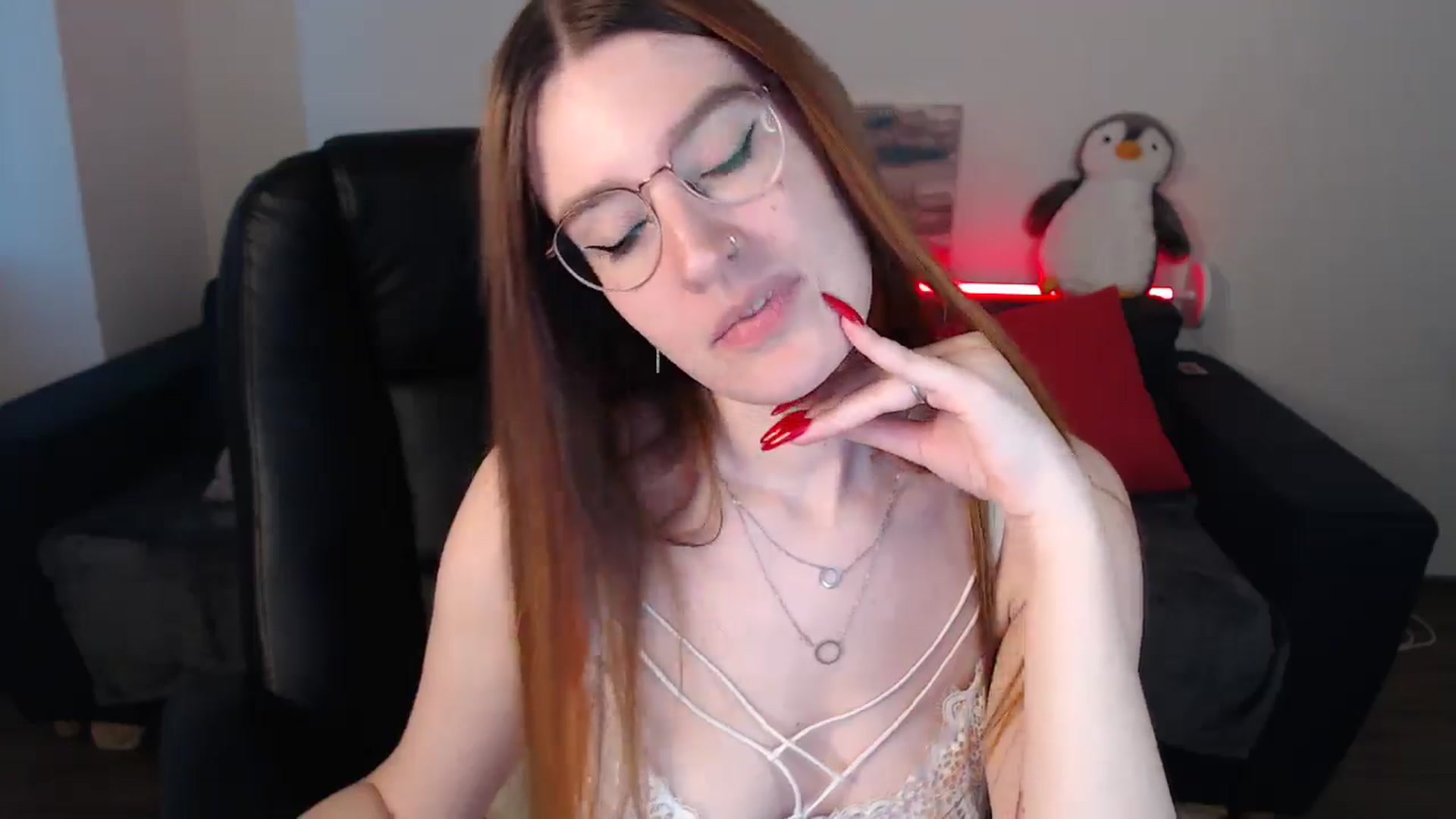 Gallery image thumbnail from Brocard's myfreecams stream on, 09/02/2024, 08:28 image 11 of 20