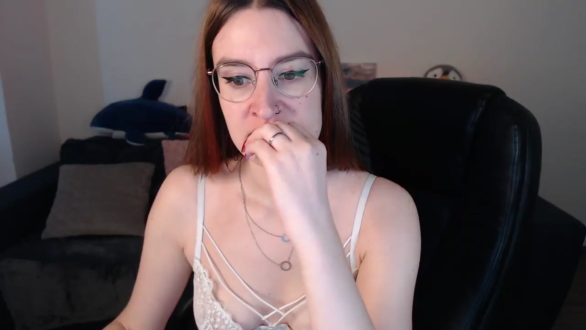 Gallery image thumbnail from Brocard's myfreecams stream on, 09/02/2024, 10:01 image 16 of 20