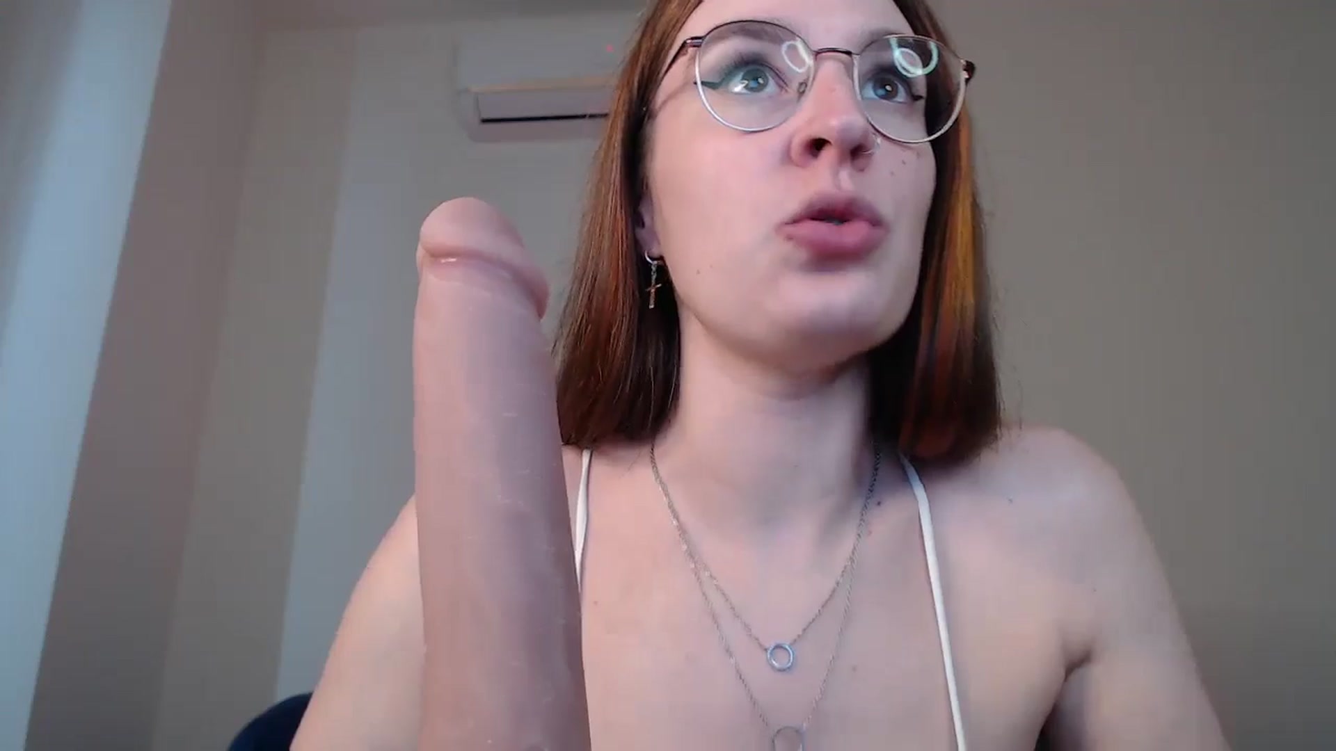 Gallery image thumbnail from Brocard's myfreecams stream on, 09/03/2024, 13:04 image 14 of 20
