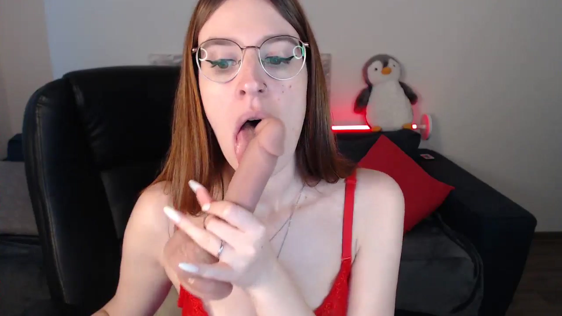Gallery image thumbnail from Brocard's myfreecams stream on, 09/09/2024, 10:12 image 9 of 20