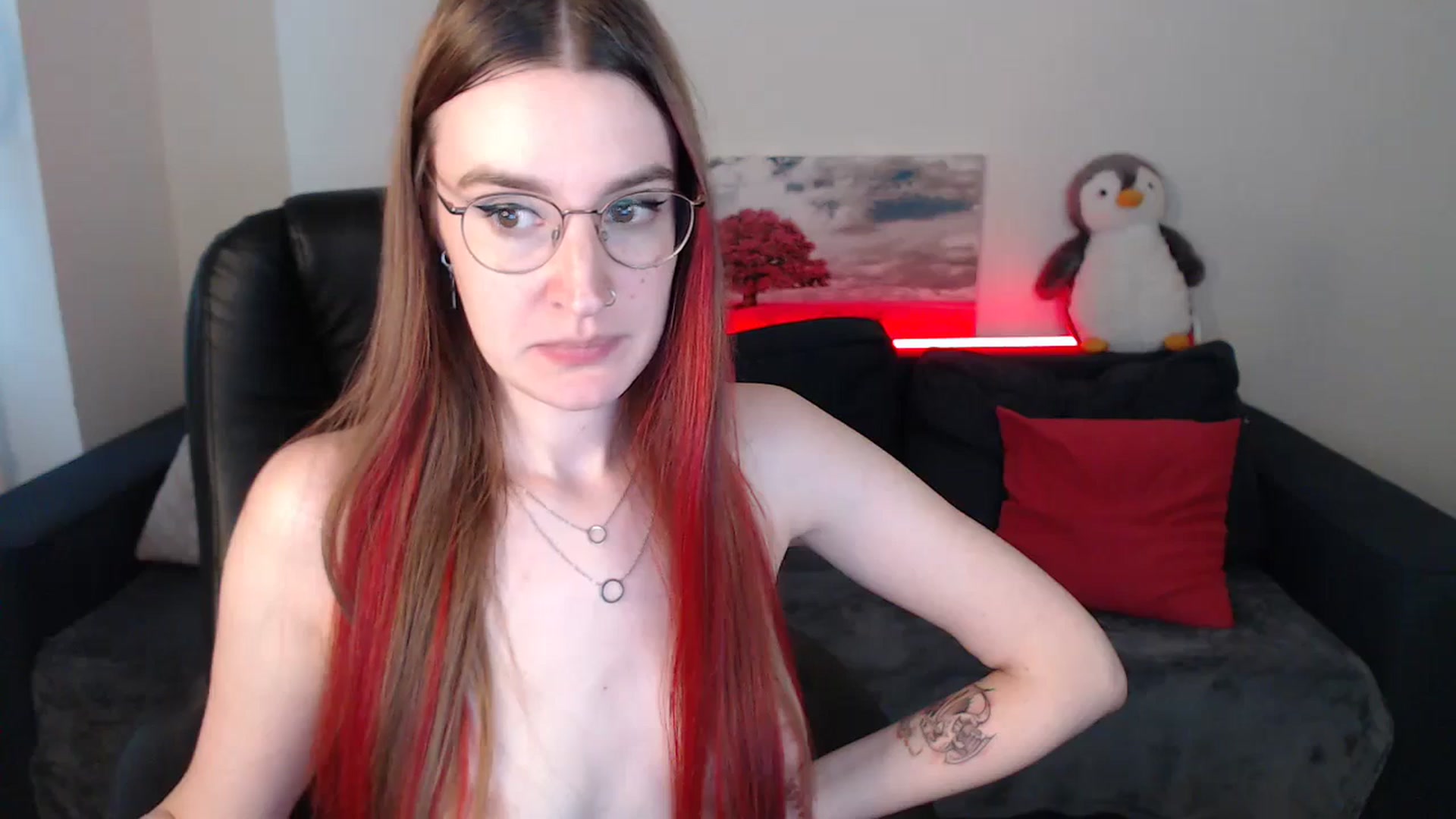 Gallery image thumbnail from Brocard's myfreecams stream on, 09/16/2024, 13:44 image 5 of 20