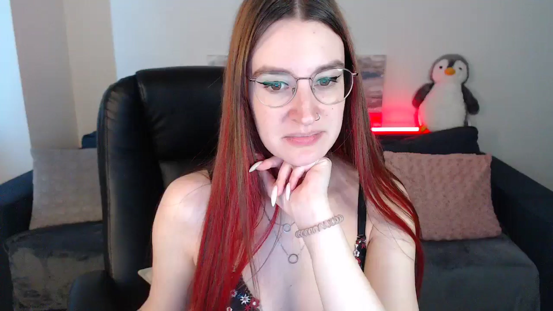 Gallery image thumbnail from Brocard's myfreecams stream on, 09/21/2024, 09:58 image 8 of 20
