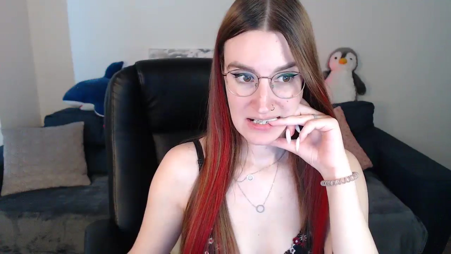 Gallery image thumbnail from Brocard's myfreecams stream on, 09/21/2024, 10:54 image 7 of 20