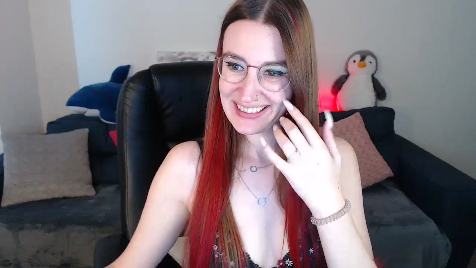 Gallery image thumbnail from Brocard's myfreecams stream on, 09/21/2024, 10:54 image 11 of 20