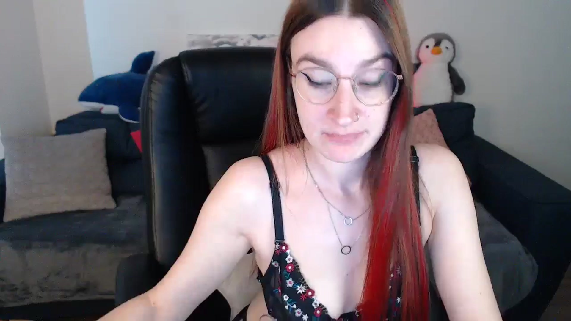 Gallery image thumbnail from Brocard's myfreecams stream on, 09/21/2024, 10:54 image 13 of 20