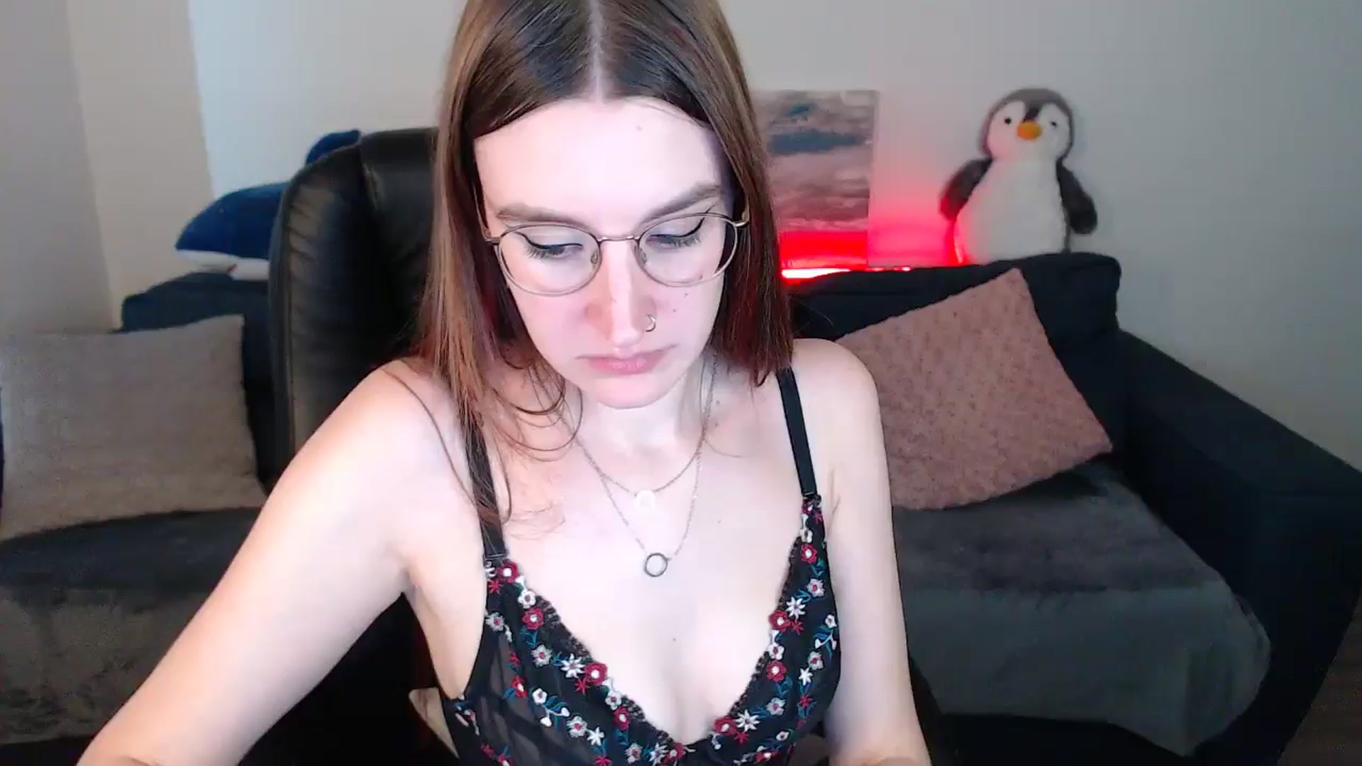 Gallery image thumbnail from Brocard's myfreecams stream on, 09/21/2024, 13:50 image 14 of 20