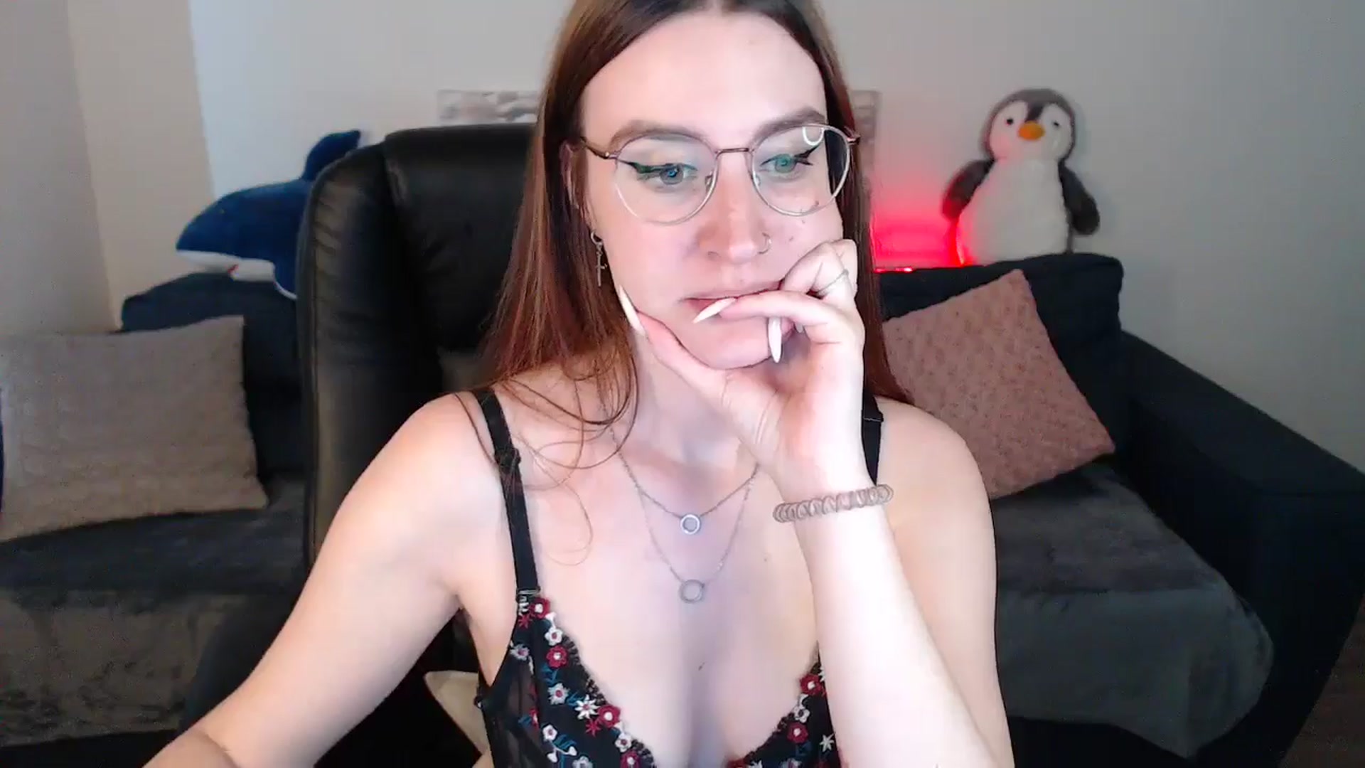 Gallery image thumbnail from Brocard's myfreecams stream on, 09/21/2024, 13:50 image 11 of 20