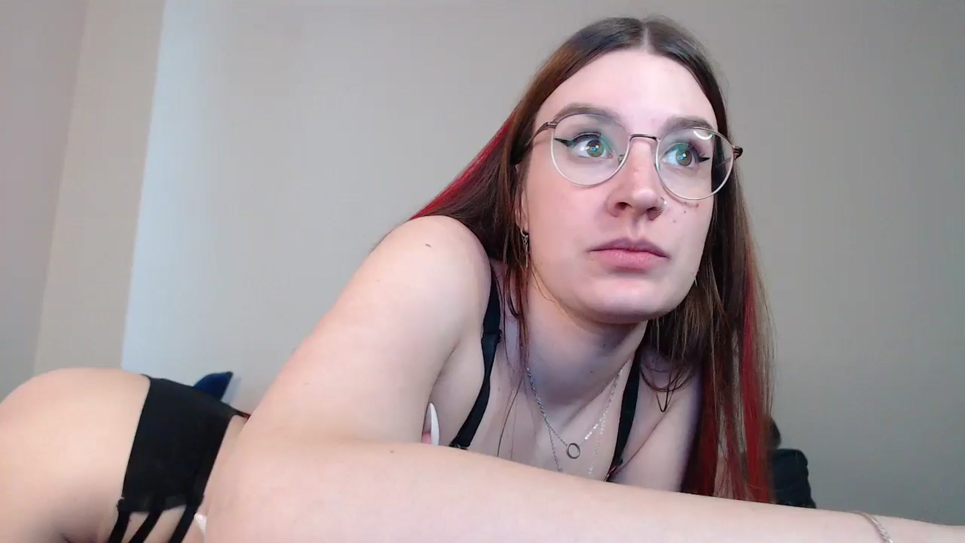 Gallery image thumbnail from Brocard's myfreecams stream on, 09/21/2024, 13:50 image 1 of 20
