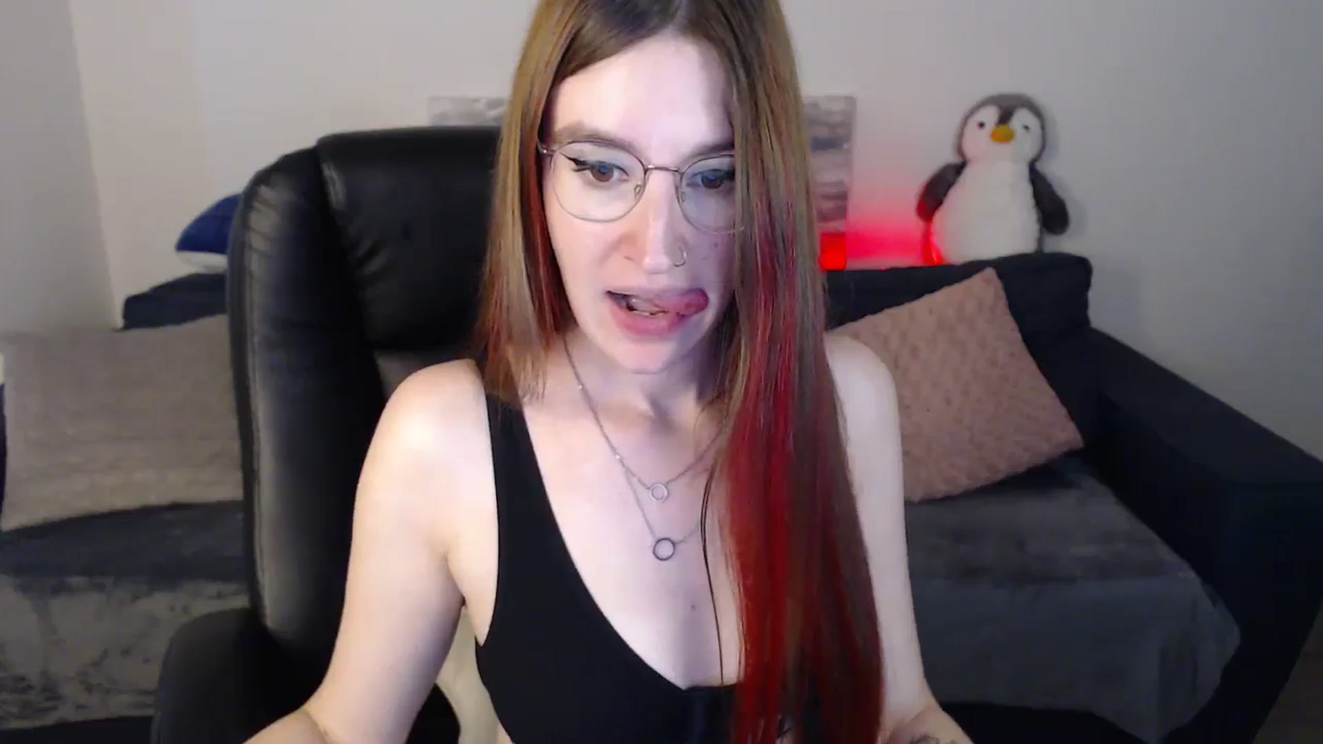 Gallery image thumbnail from Brocard's myfreecams stream on, 09/22/2024, 10:32 image 9 of 20