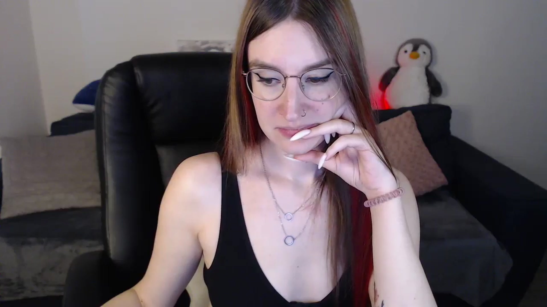 Gallery image thumbnail from Brocard's myfreecams stream on, 09/22/2024, 10:32 image 5 of 20