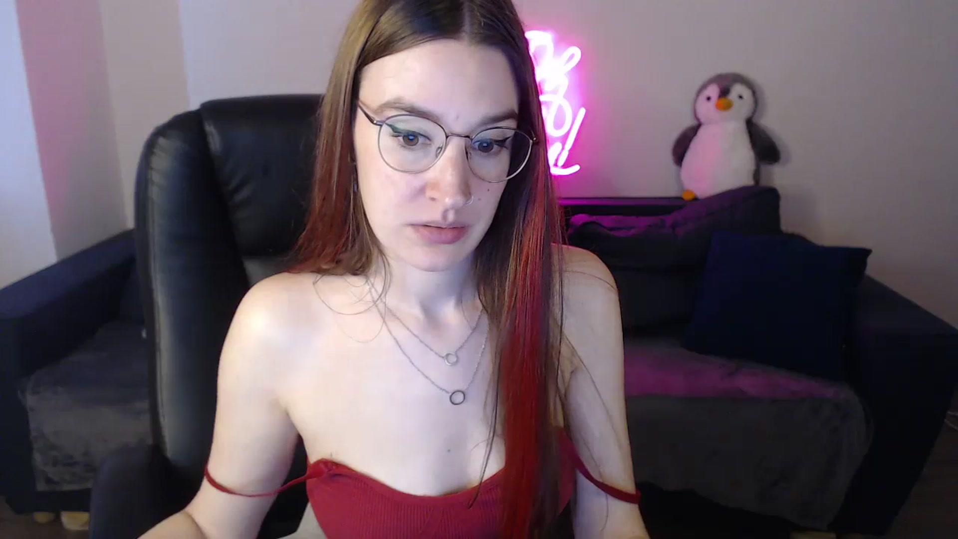 Gallery image thumbnail from Brocard's myfreecams stream on, 09/29/2024, 10:12 image 8 of 20