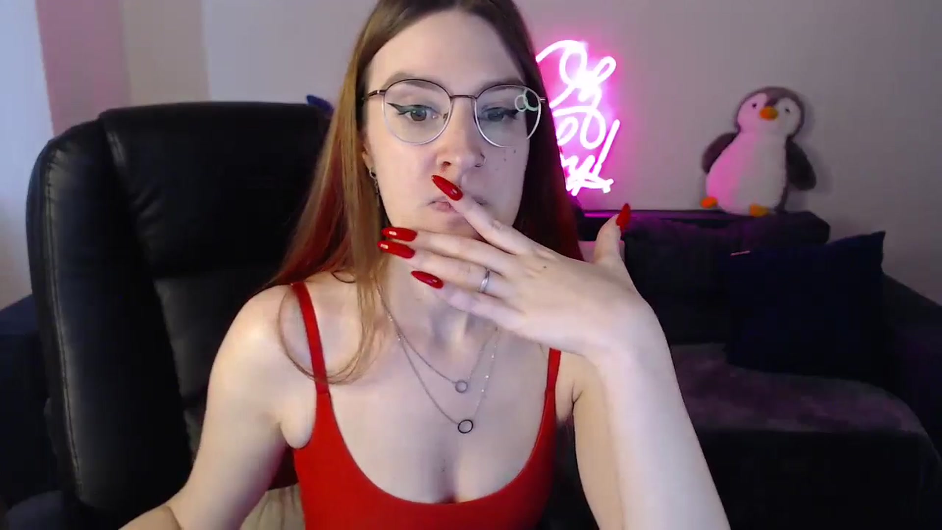 Gallery image thumbnail from Brocard's myfreecams stream on, 10/18/2024, 12:22 image 7 of 20