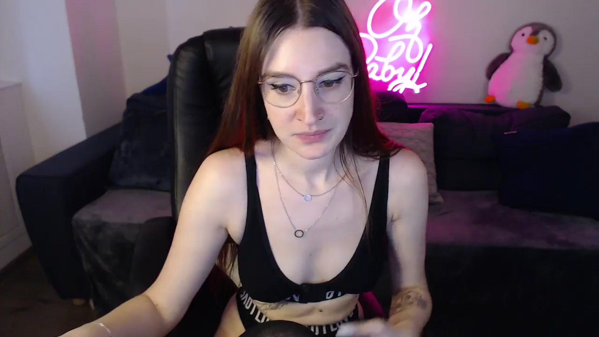 Gallery image thumbnail from Brocard's myfreecams stream on, 10/19/2024, 12:46 image 19 of 20