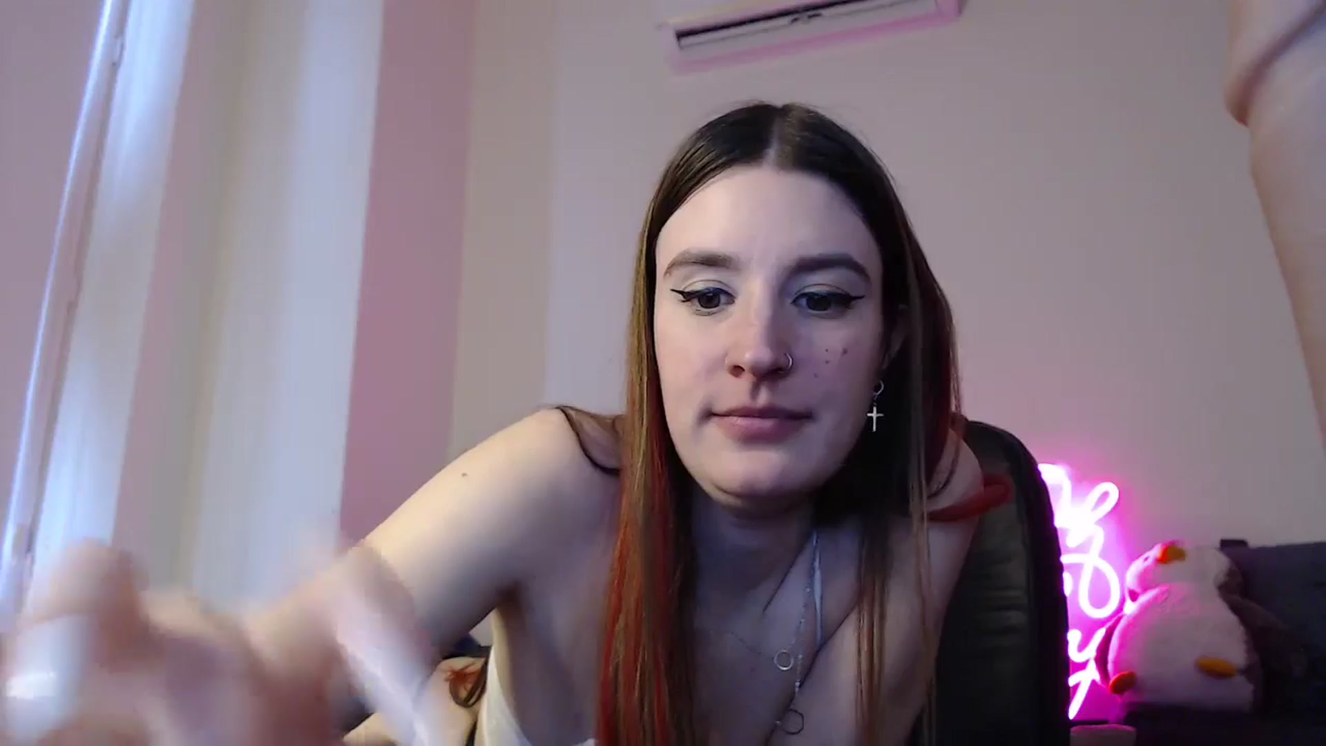Gallery image thumbnail from Brocard's myfreecams stream on, 11/08/2024, 14:19 image 10 of 20