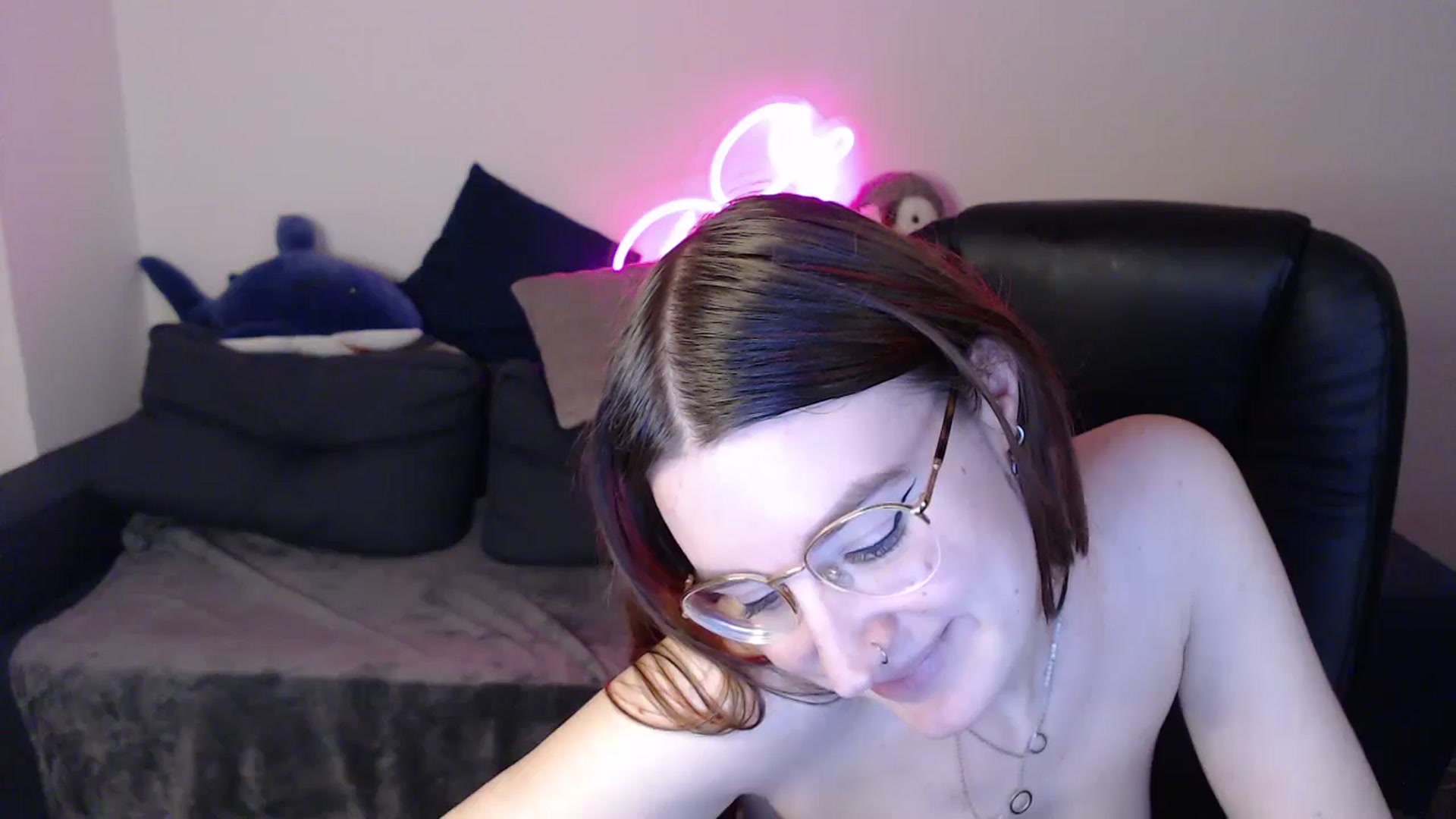 Gallery image thumbnail from Brocard's myfreecams stream on, 11/10/2024, 14:54 image 17 of 20