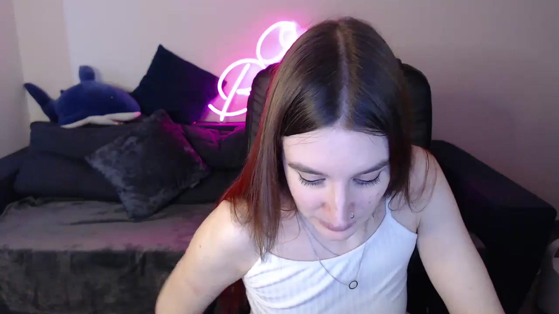 Gallery image thumbnail from Brocard's myfreecams stream on, 11/15/2024, 14:11 image 6 of 20