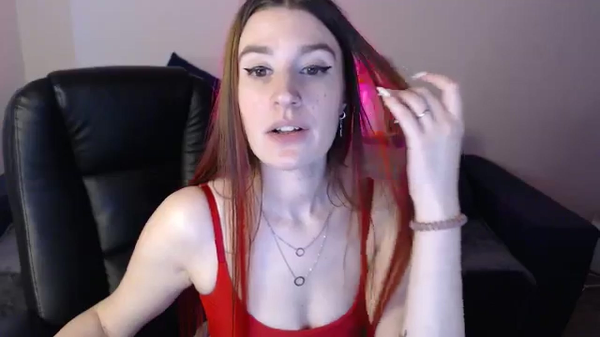 Gallery image thumbnail from Brocard's myfreecams stream on, 11/16/2024, 13:35 image 5 of 20